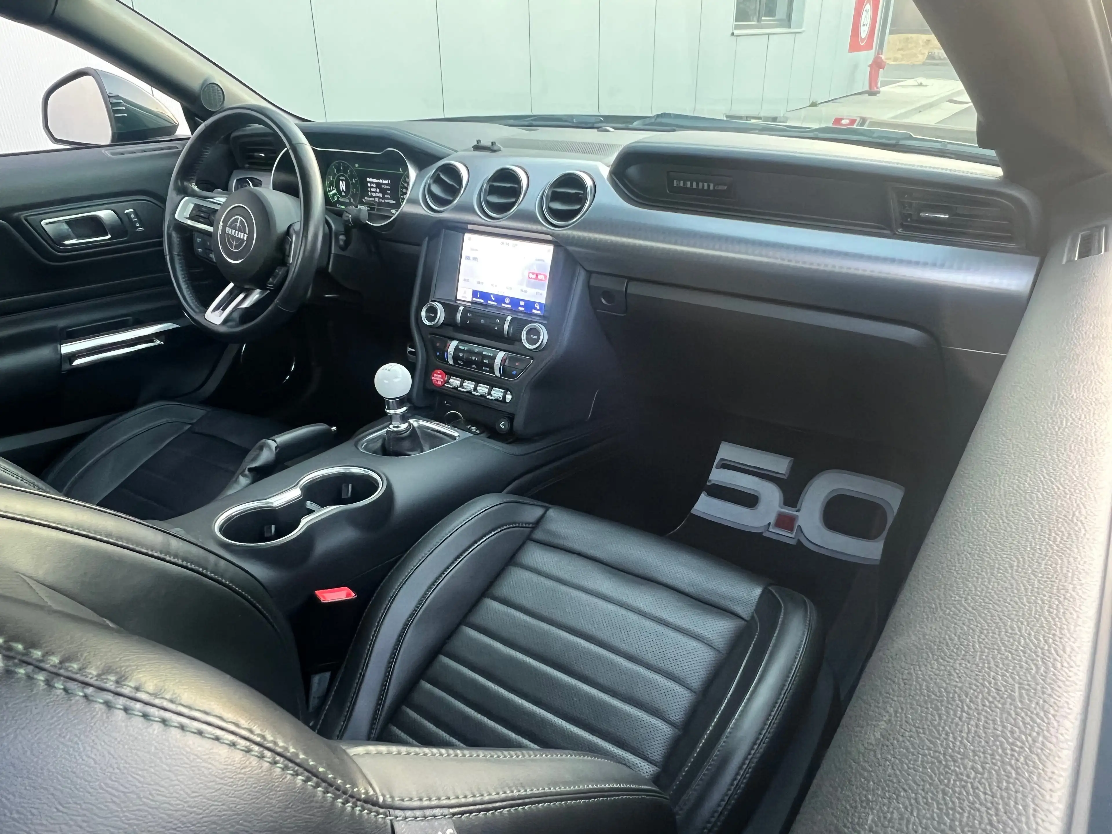 Ford Mustang Mustang 5.0 Ti-VCT V8 GT Bullit (EU6.2) — photo 9