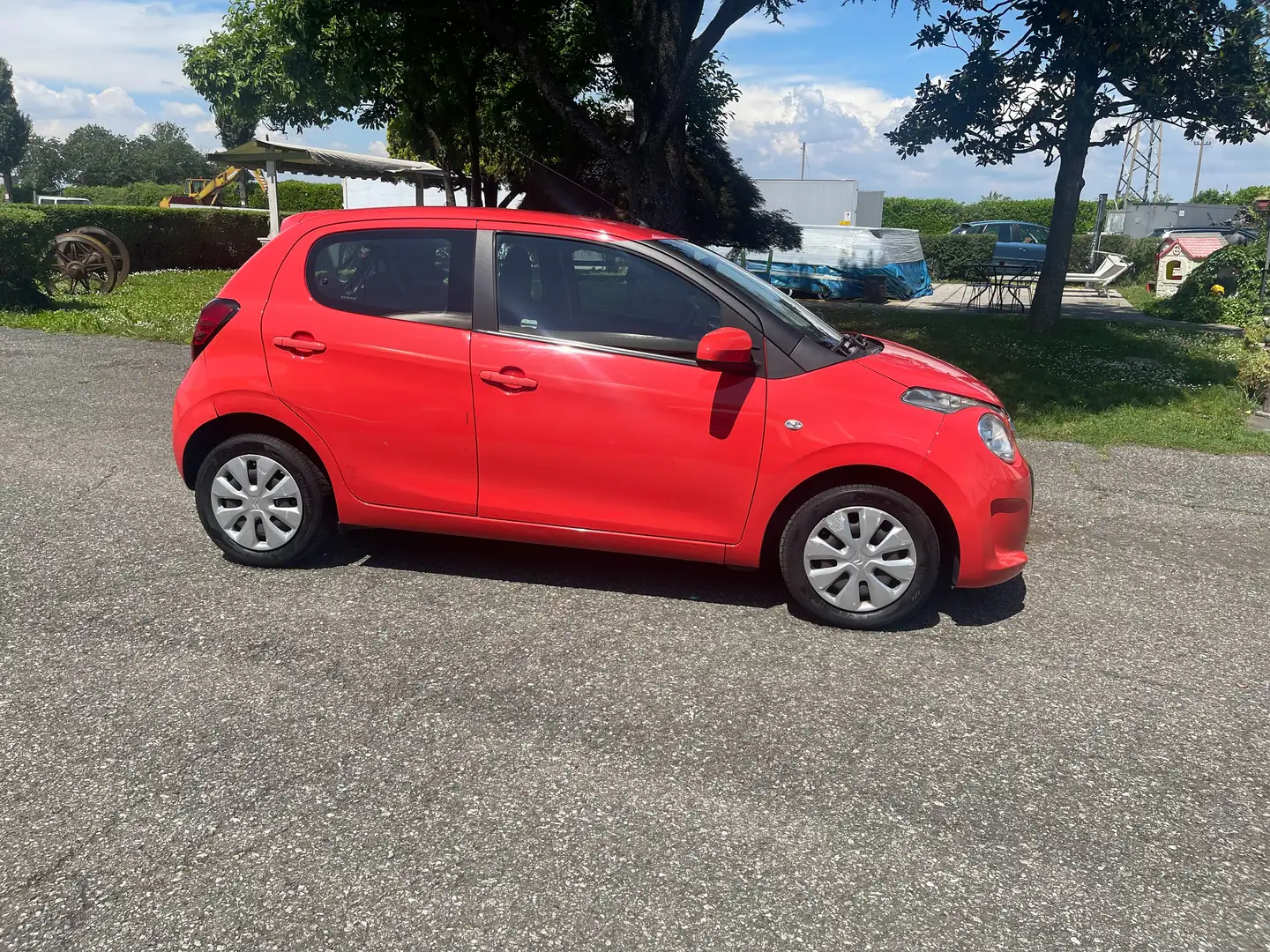 Citroen C1 5p 1.0 vti Live Rosso - 2