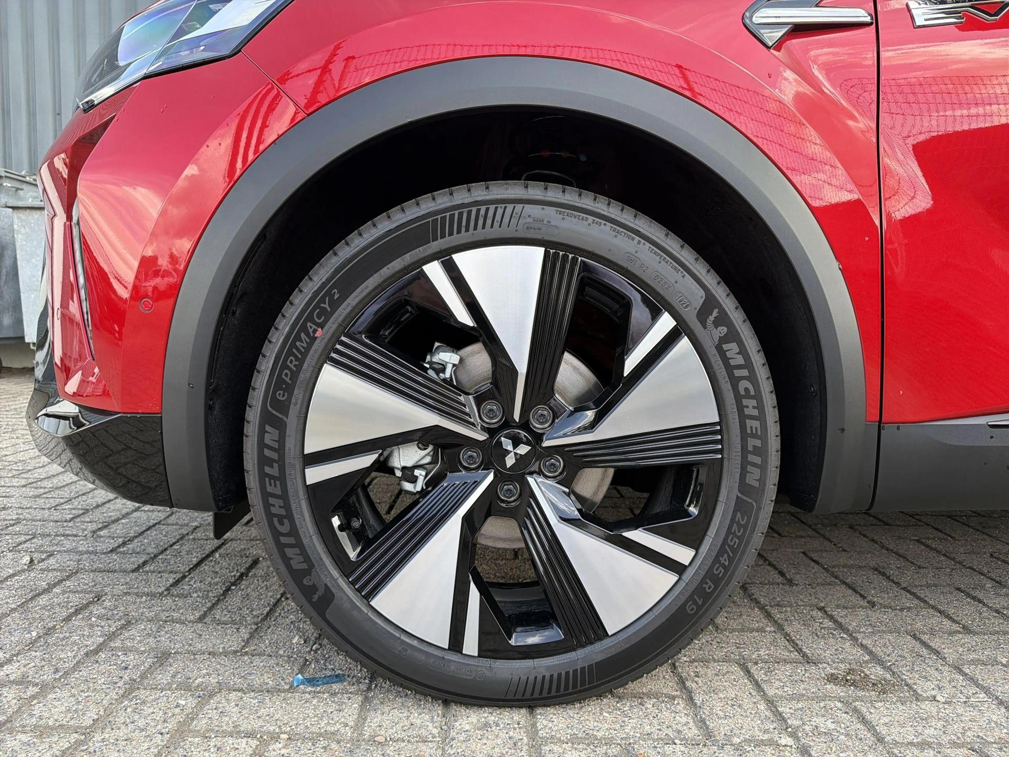 Mitsubishi Grandis 1.8 HEV Instyle — photo 9