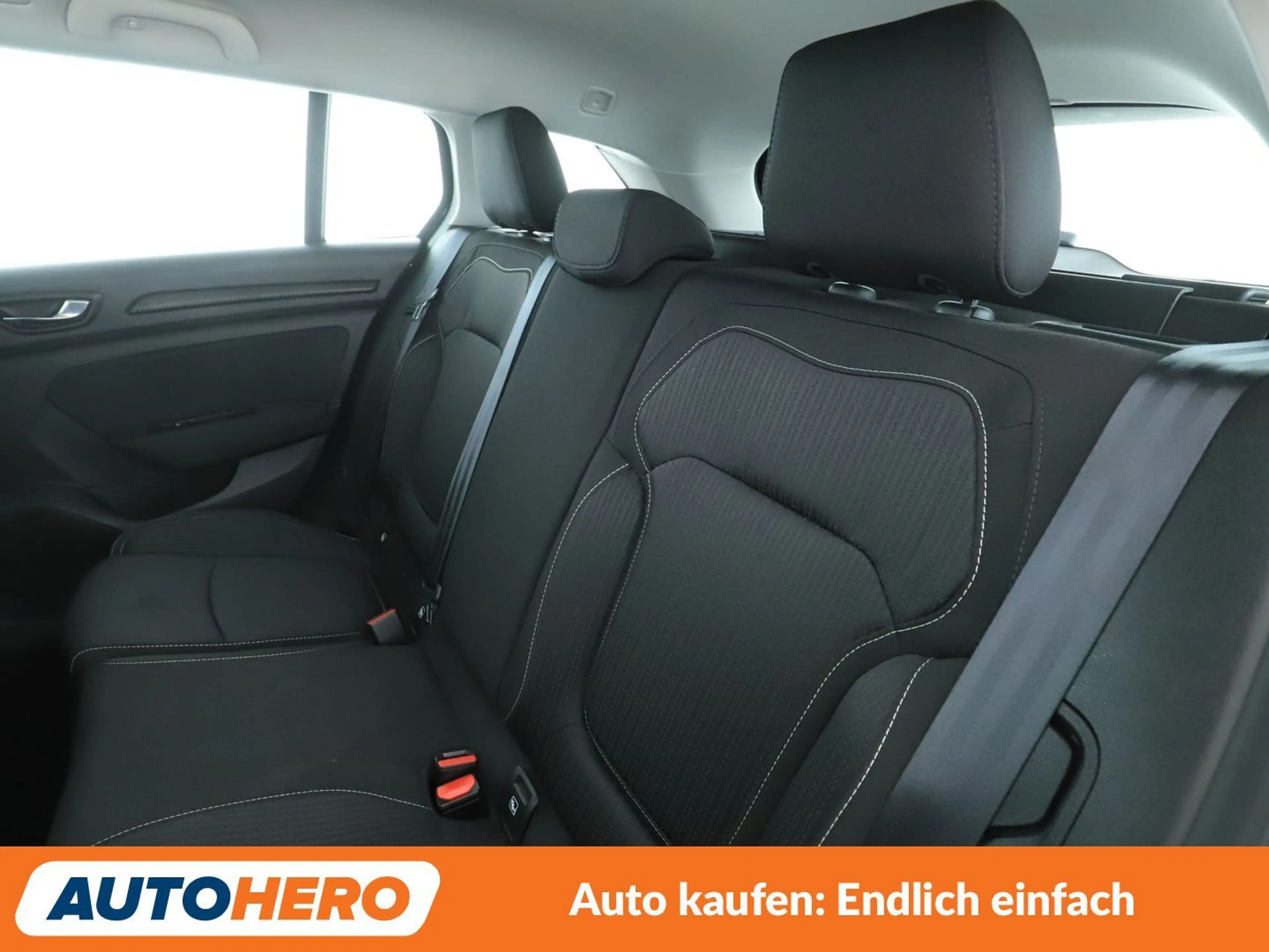 Renault Megane 1.3 TCe Business Edition Aut.*NAVI*TEMPO*PDC*SHZ* — photo 14