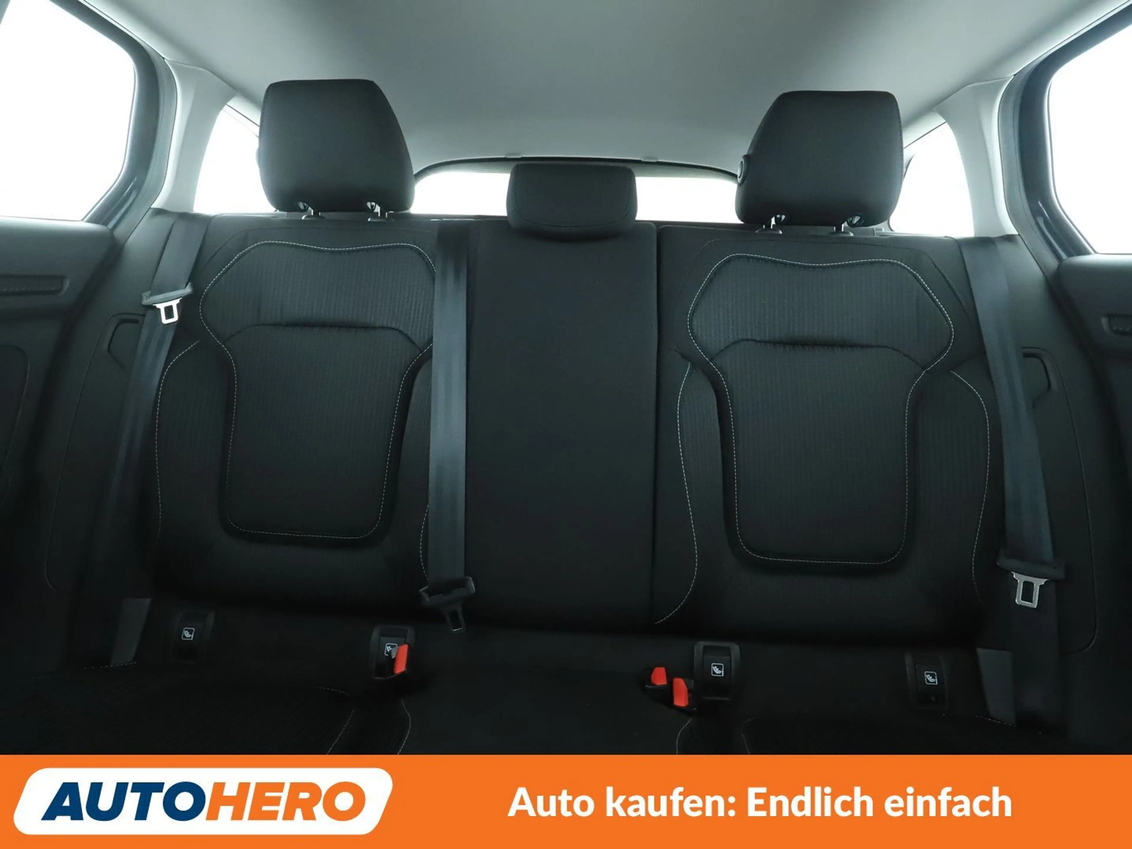 Renault Megane 1.3 TCe Business Edition Aut.*NAVI*TEMPO*PDC*SHZ* — photo 15
