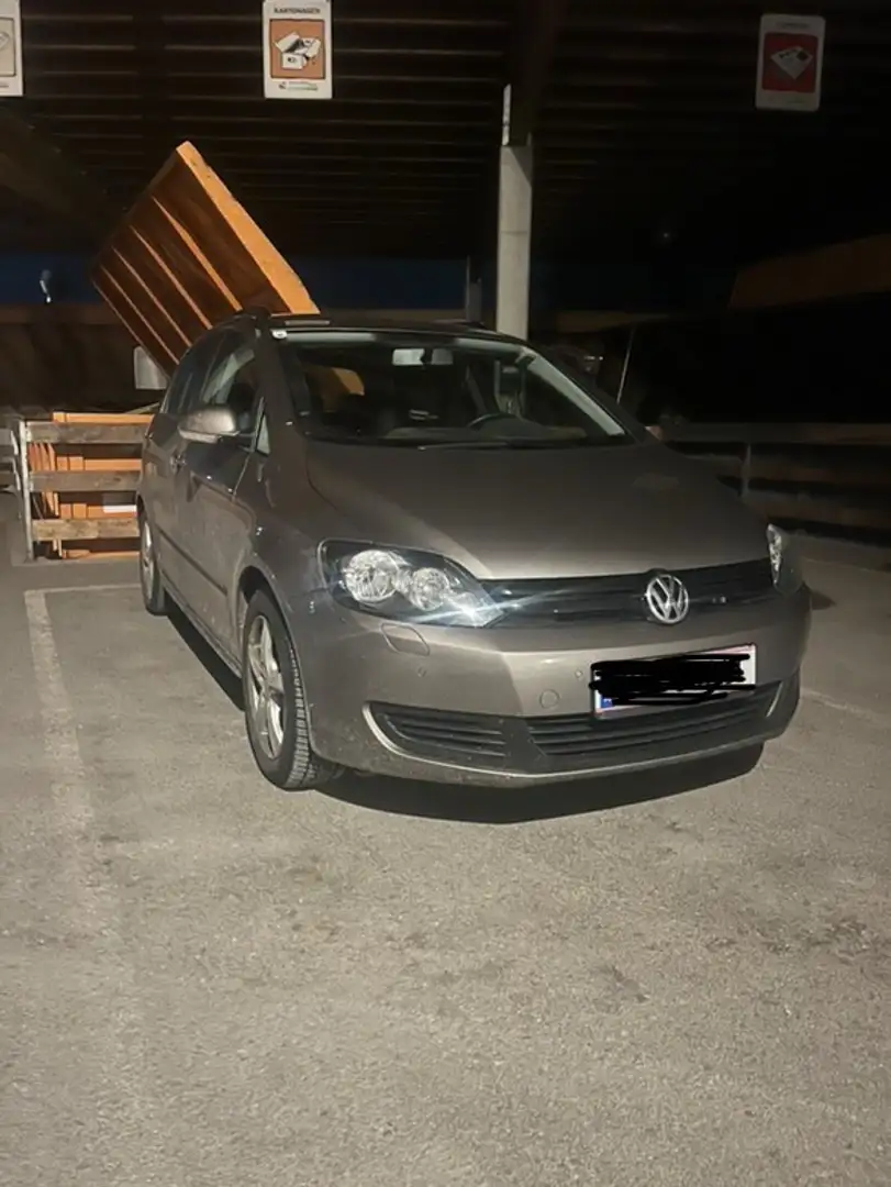 Volkswagen Golf Plus 1.9 TDI Comfortline - 1