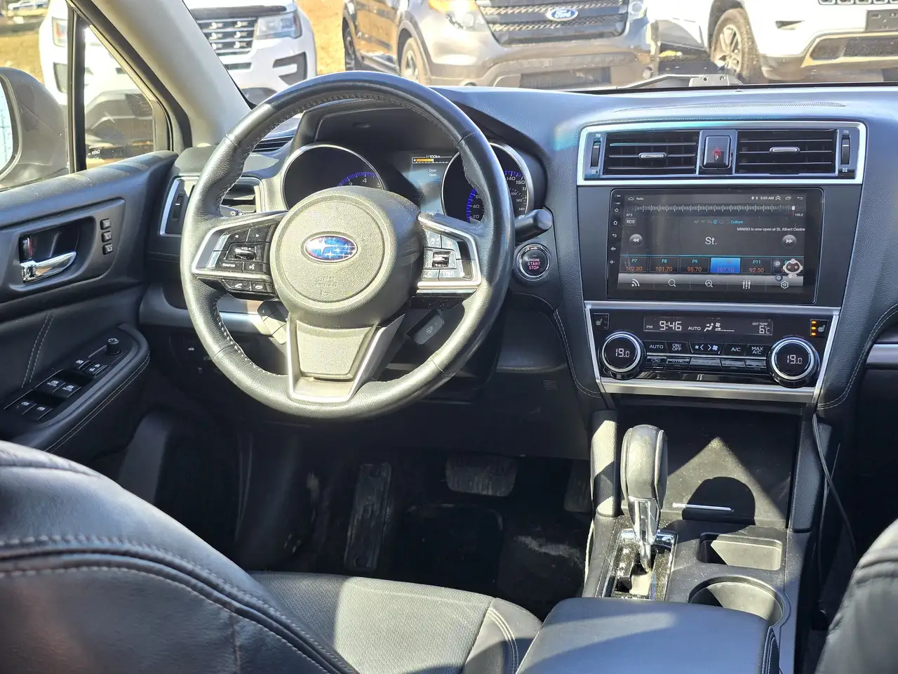 Subaru Legacy снимка Subaru Legacy
