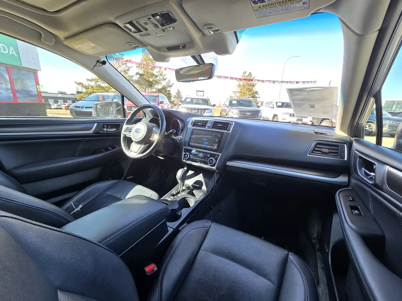 Subaru Legacy снимка Subaru Legacy