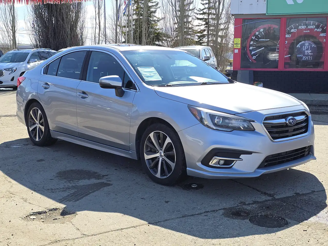 Subaru Legacy снимка Subaru Legacy