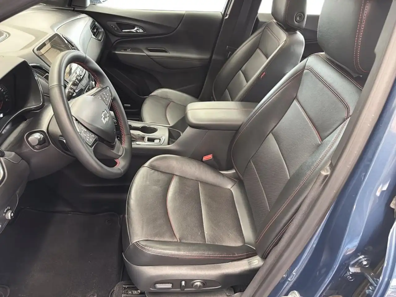 Chevrolet Equinox снимка Chevrolet Equinox