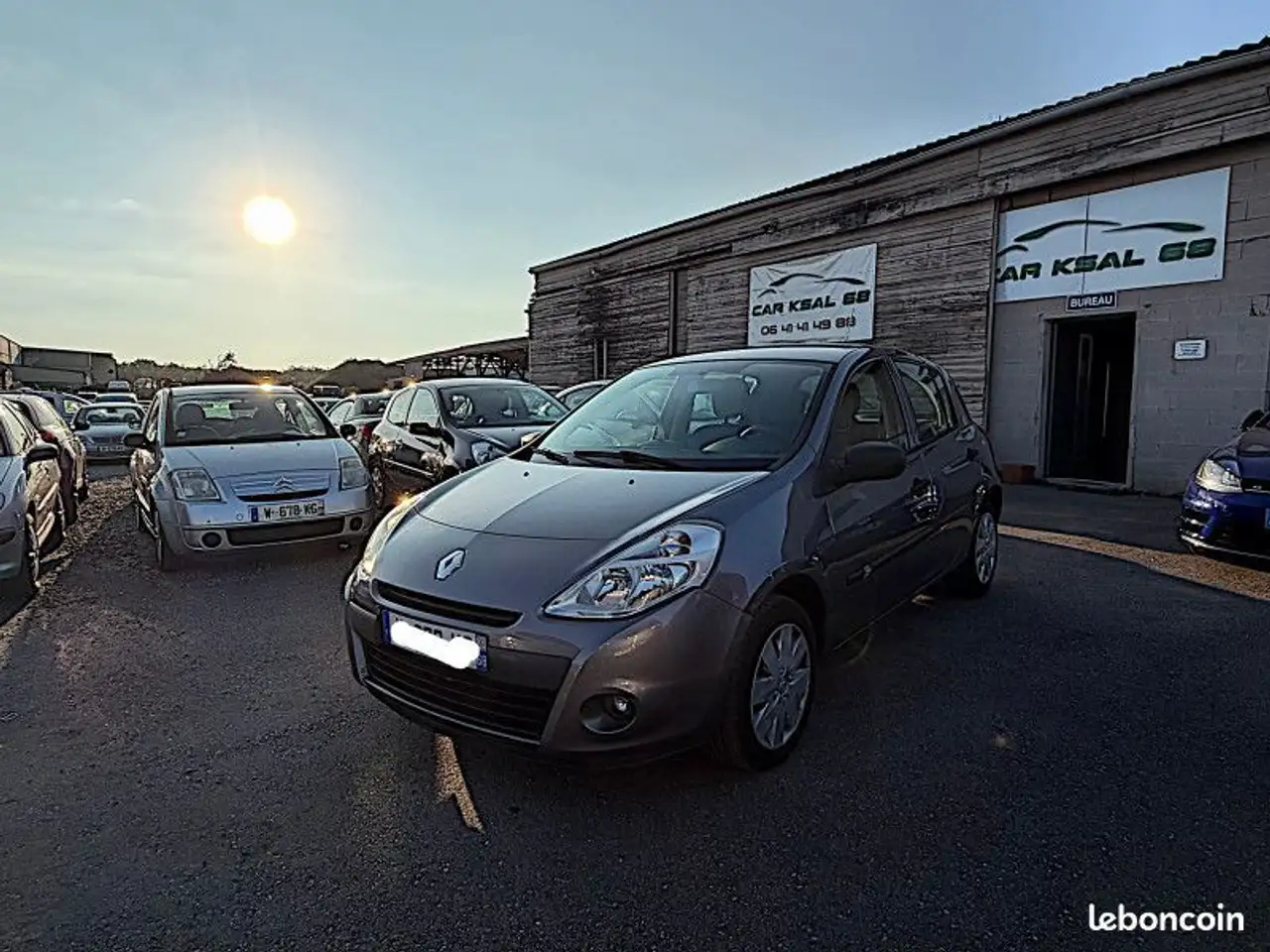 Renault Clio III 1.2 16V 75CH EXPRESSION 5P