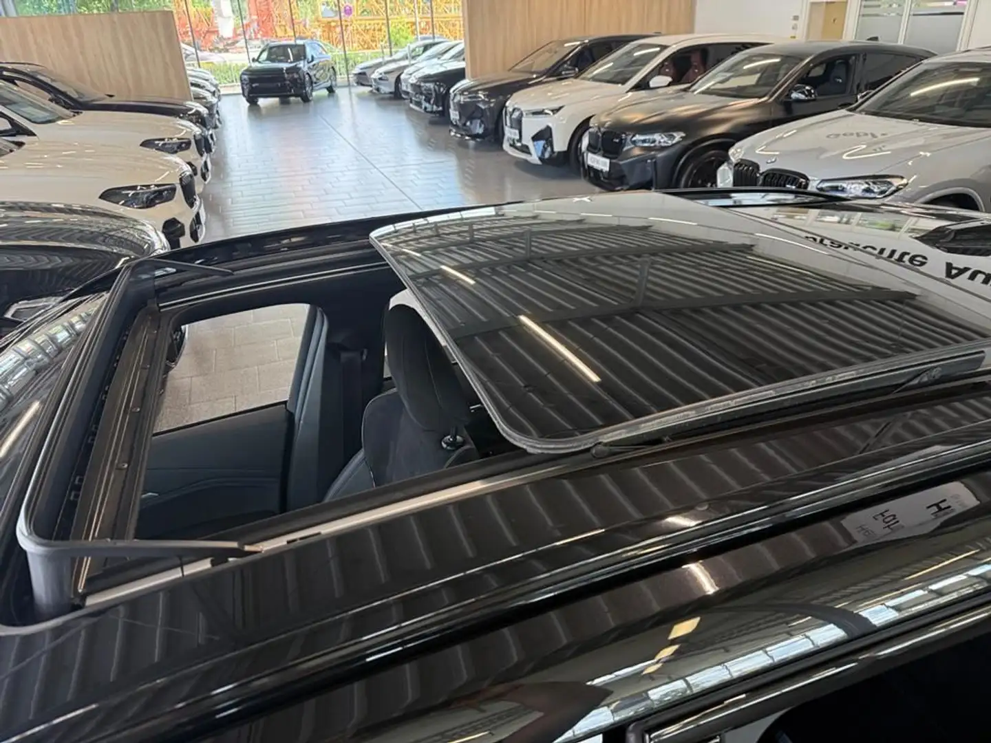 BMW X1 M Sport Schwarz - 2