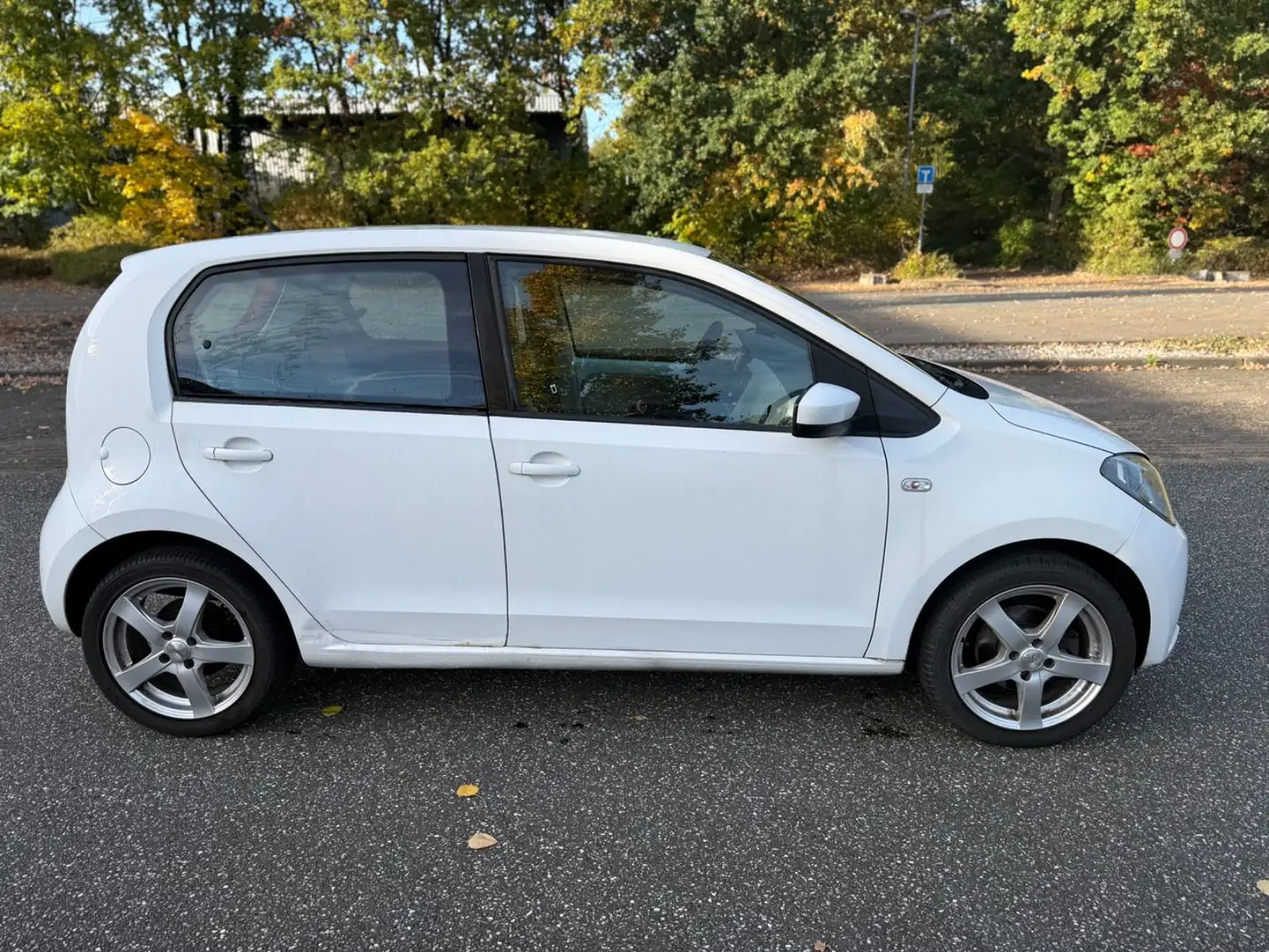 SEAT Mii Style 1.0-KLIMA-5:TÜREN-TÜV Rot - 2