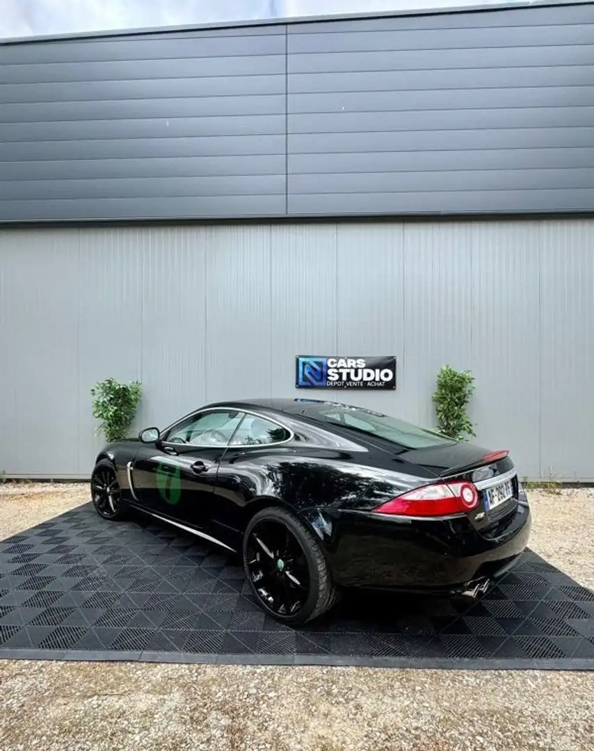 Jaguar XK8 XKR 4.2 v8 Schwarz - 2