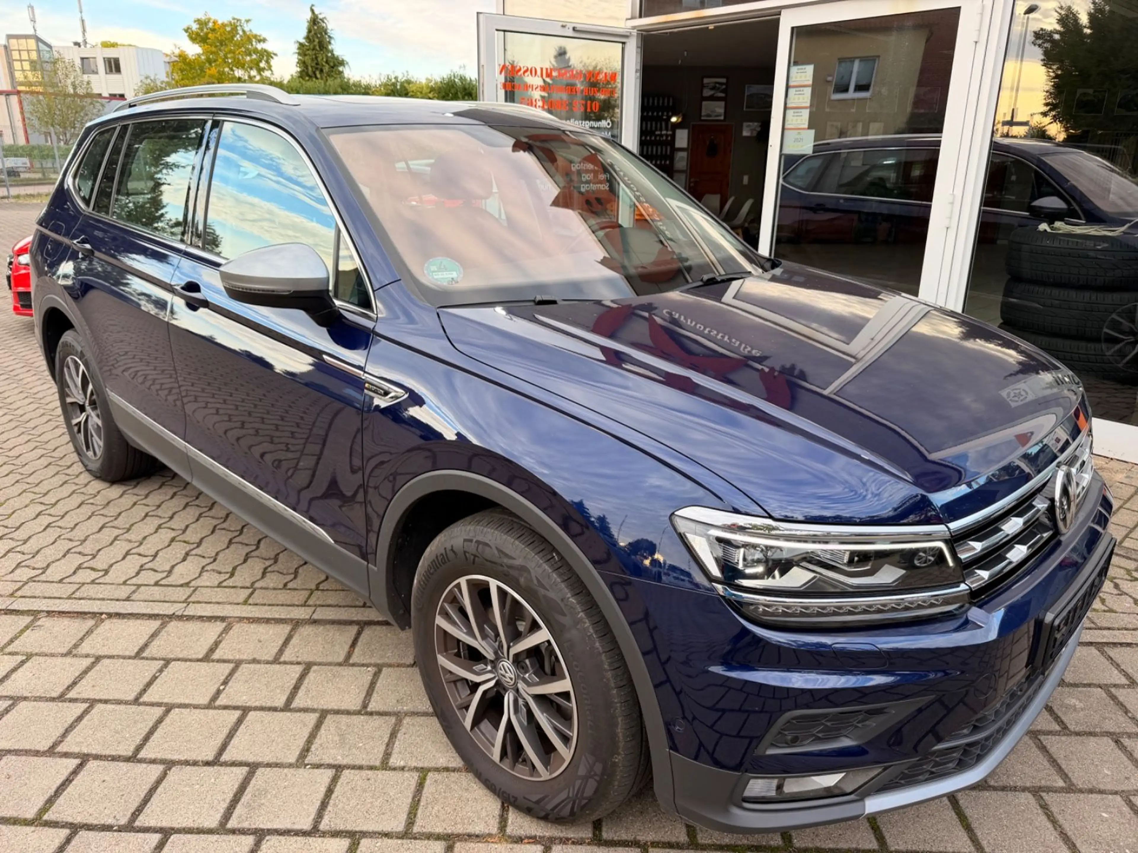 Volkswagen Tiguan Allspace Comfortline 4Motion — photo 2