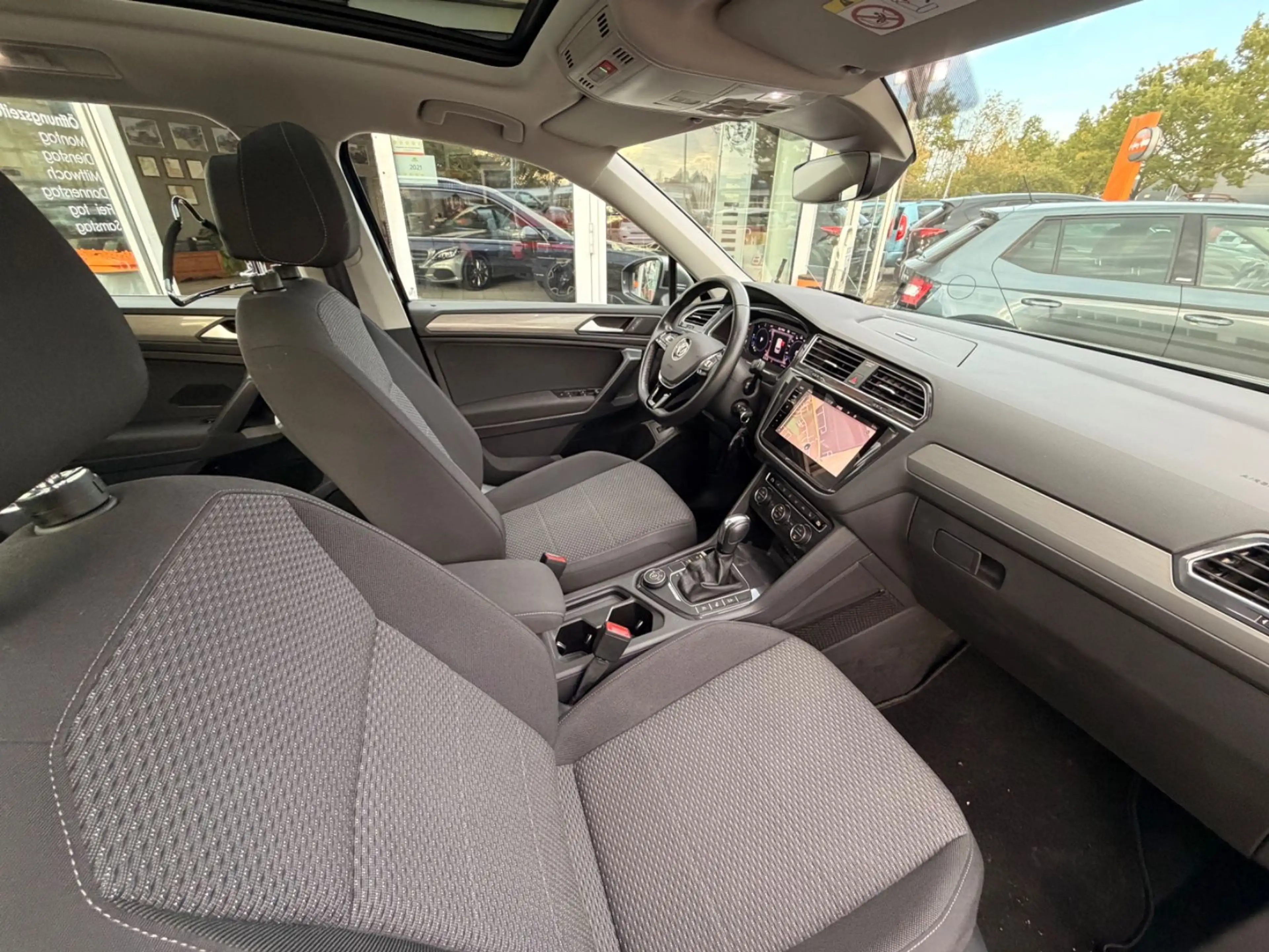 Volkswagen Tiguan Allspace Comfortline 4Motion — photo 13