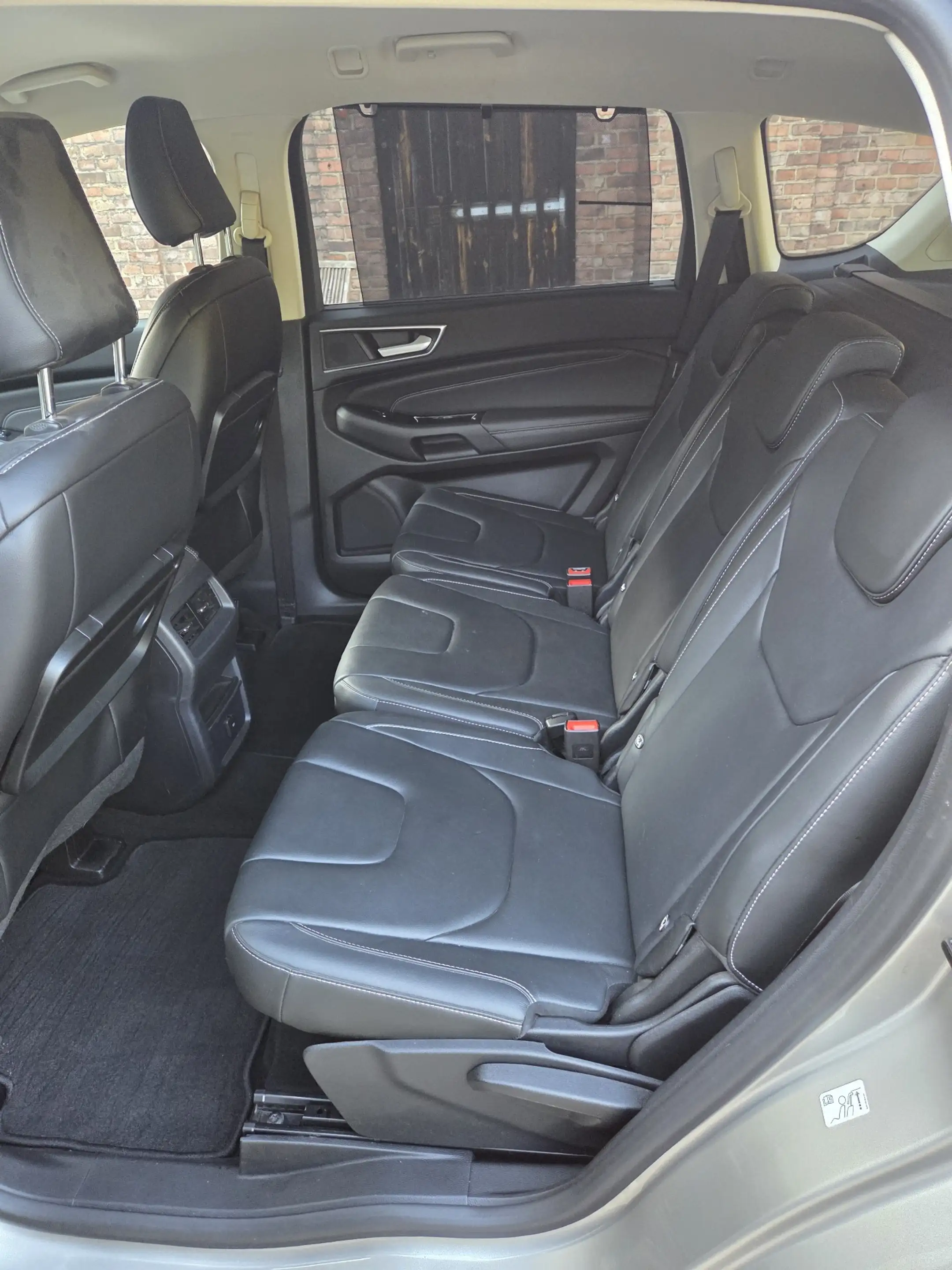 Ford S-Max Titanium*Kamera*Leder*Sitzheizung* — photo 11