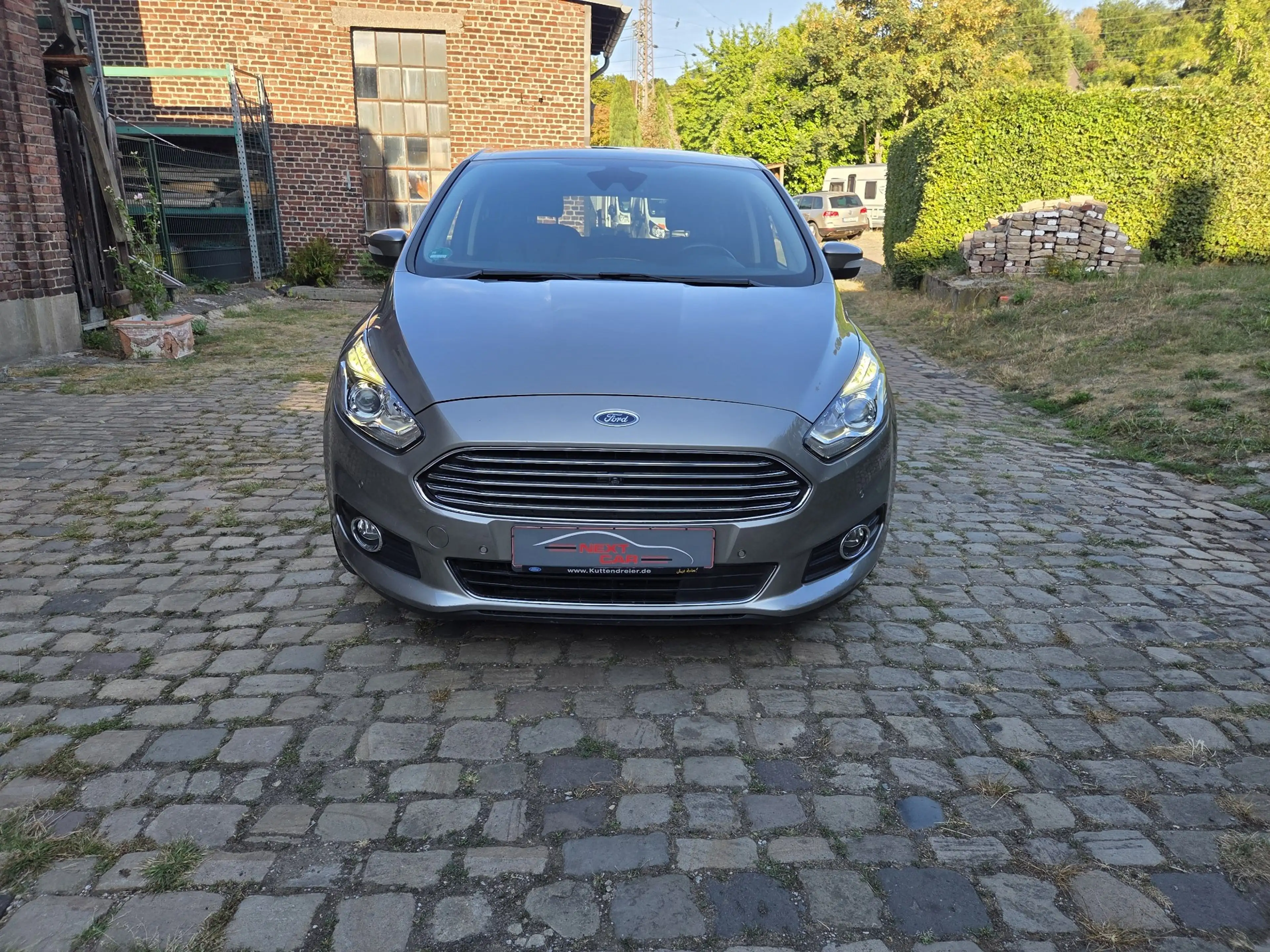 Ford S-Max Titanium*Kamera*Leder*Sitzheizung* — photo 2
