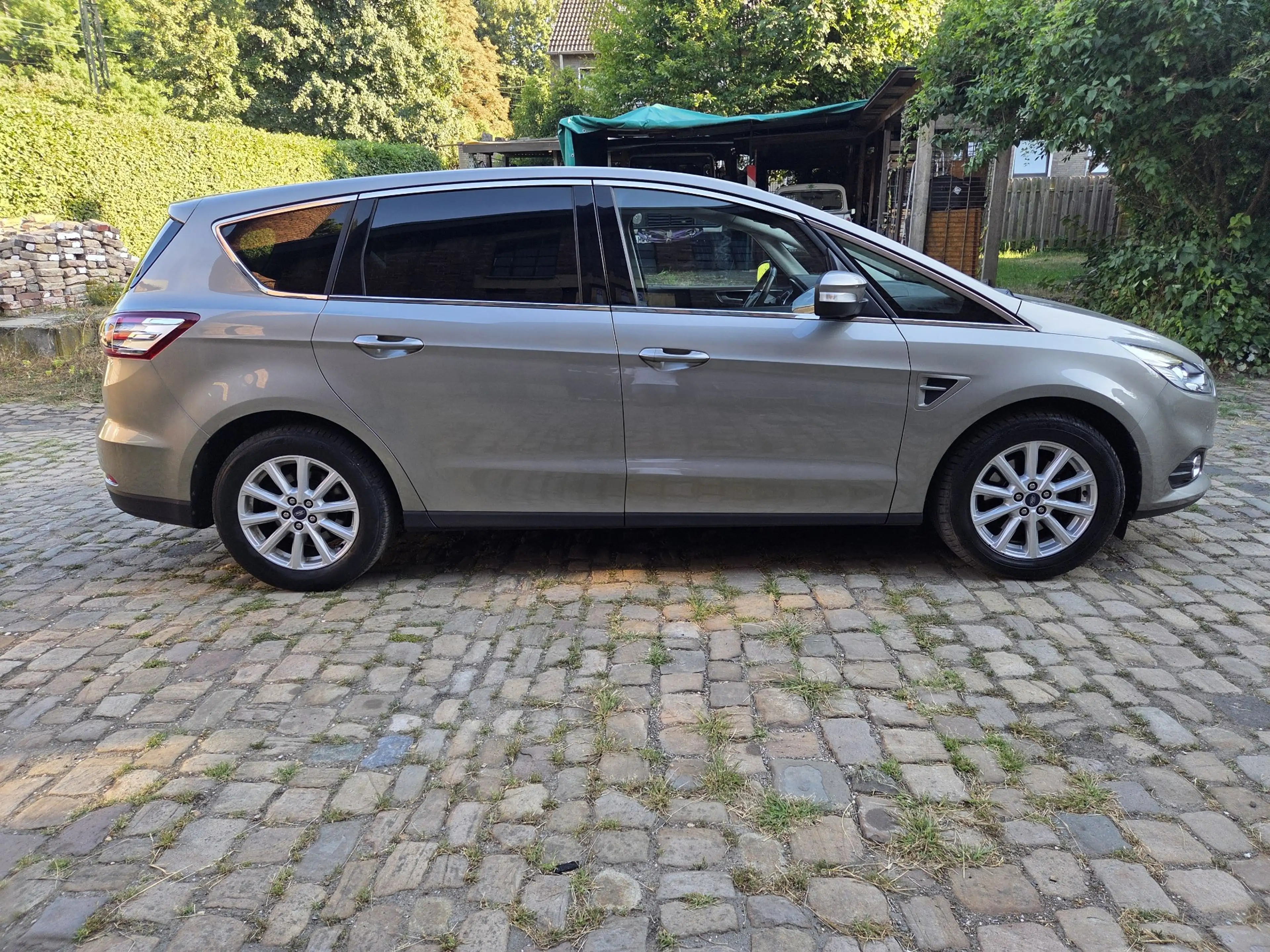 Ford S-Max Titanium*Kamera*Leder*Sitzheizung* — photo 6