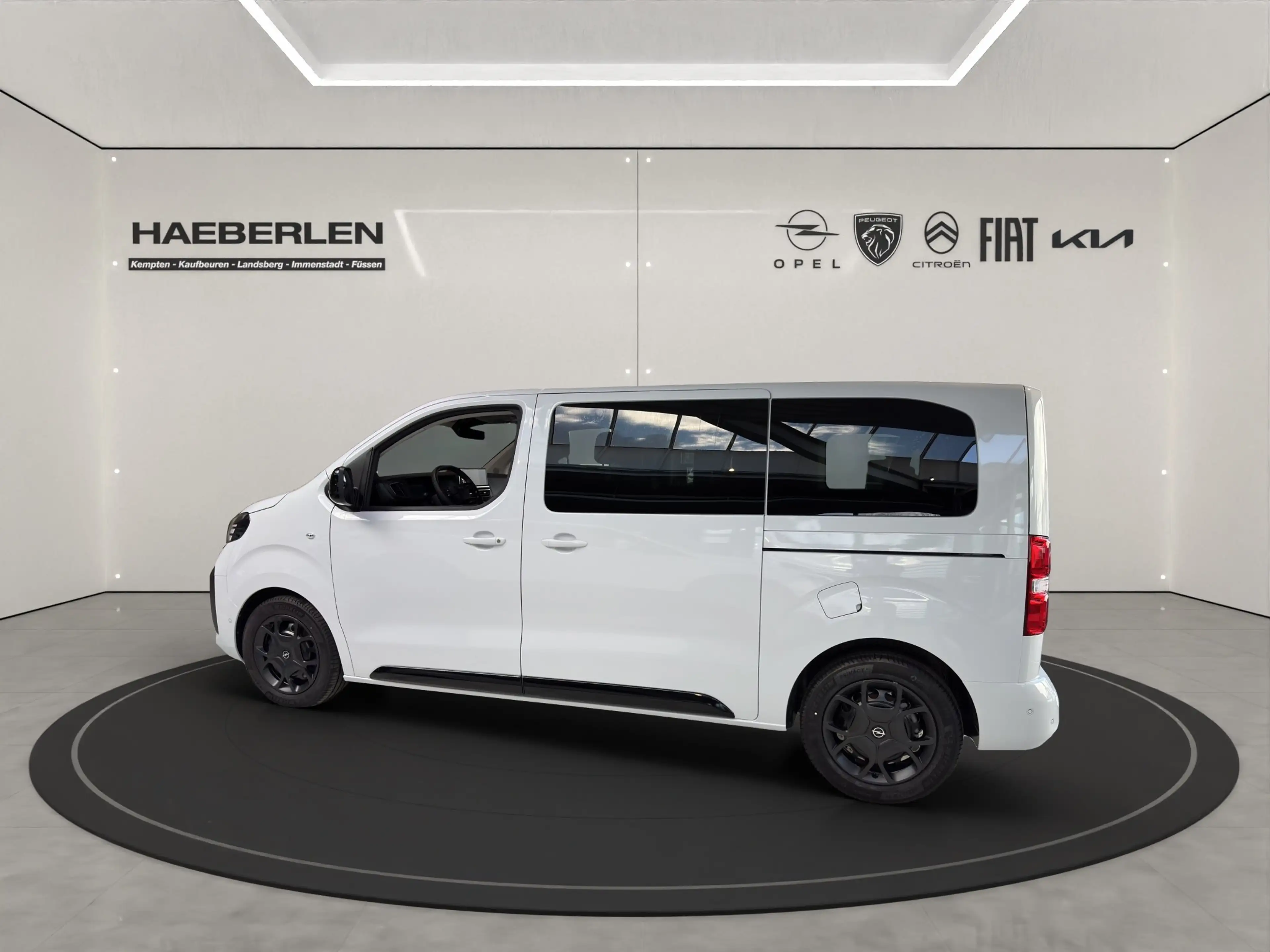 Opel Zafira Life 2.2 Edition SHZ*LHZ*LED*TEMP*PDC — photo 3