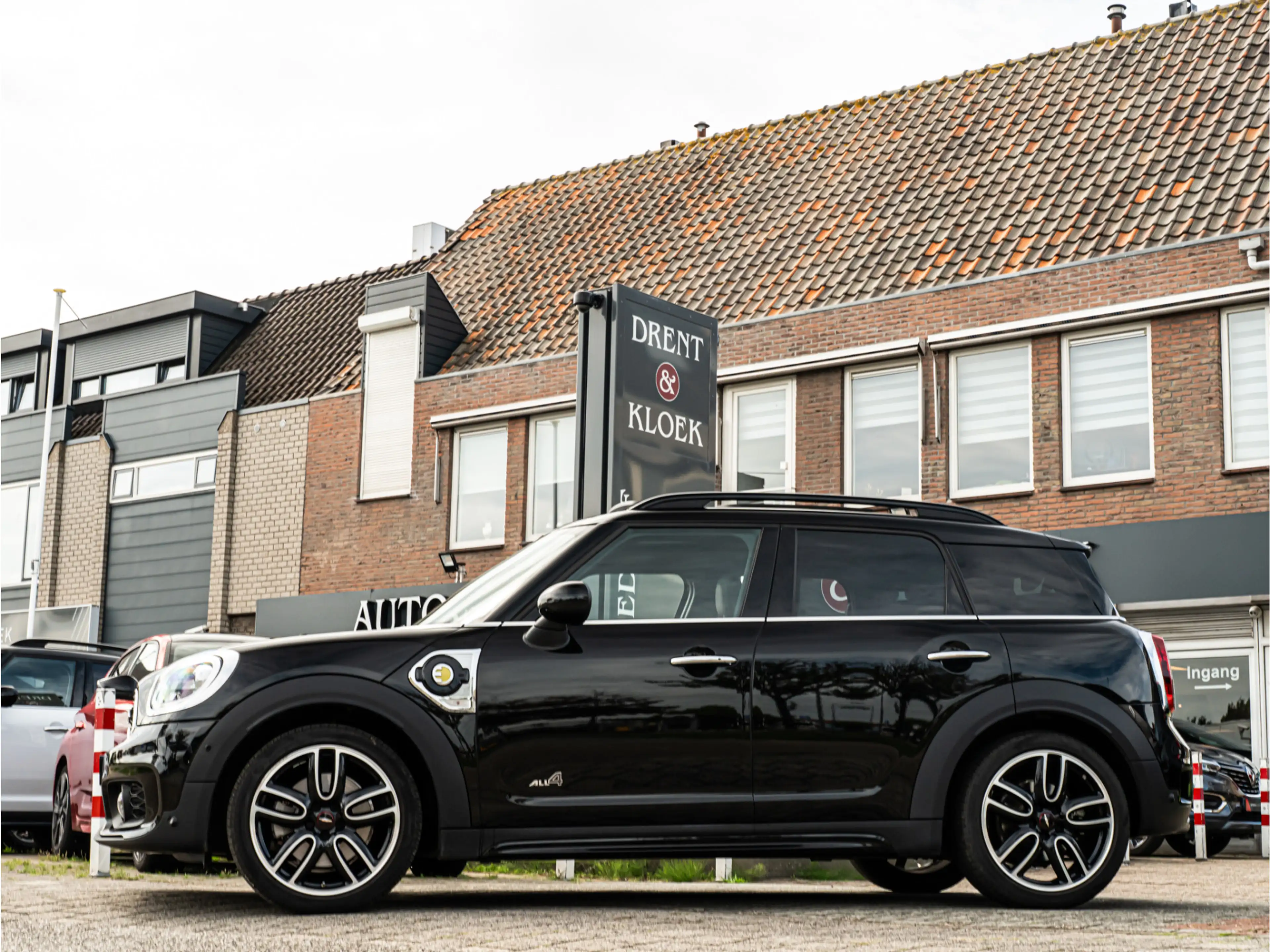 MINI Cooper SE Countryman 1.5 ALL4 ORG NL PANO LEDER CAMERA HUD HARMAN KARDO — photo 22