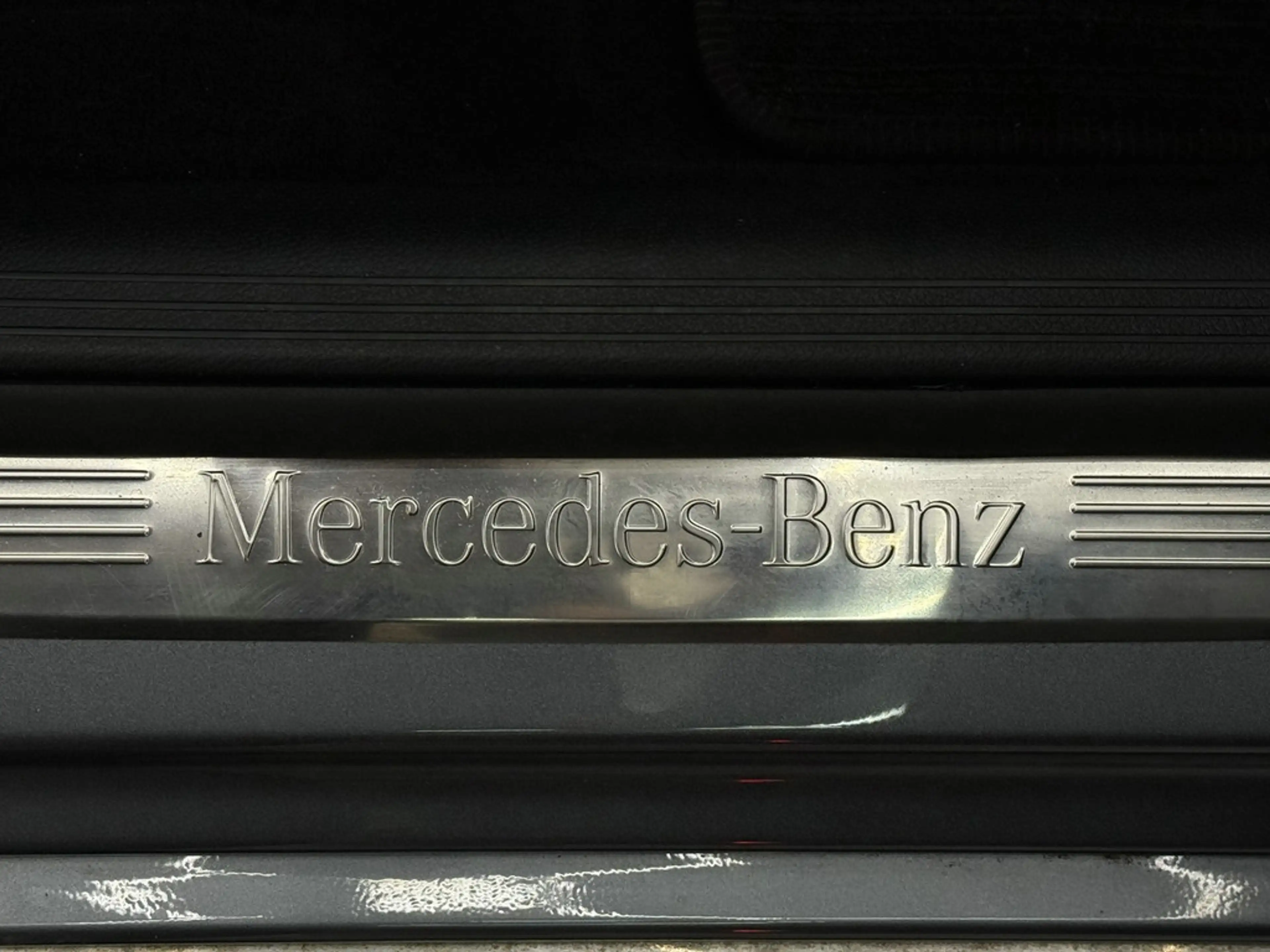Mercedes-Benz E 250 CGI Avantgarde, LED, Leder, ACC, Kamera — photo 14