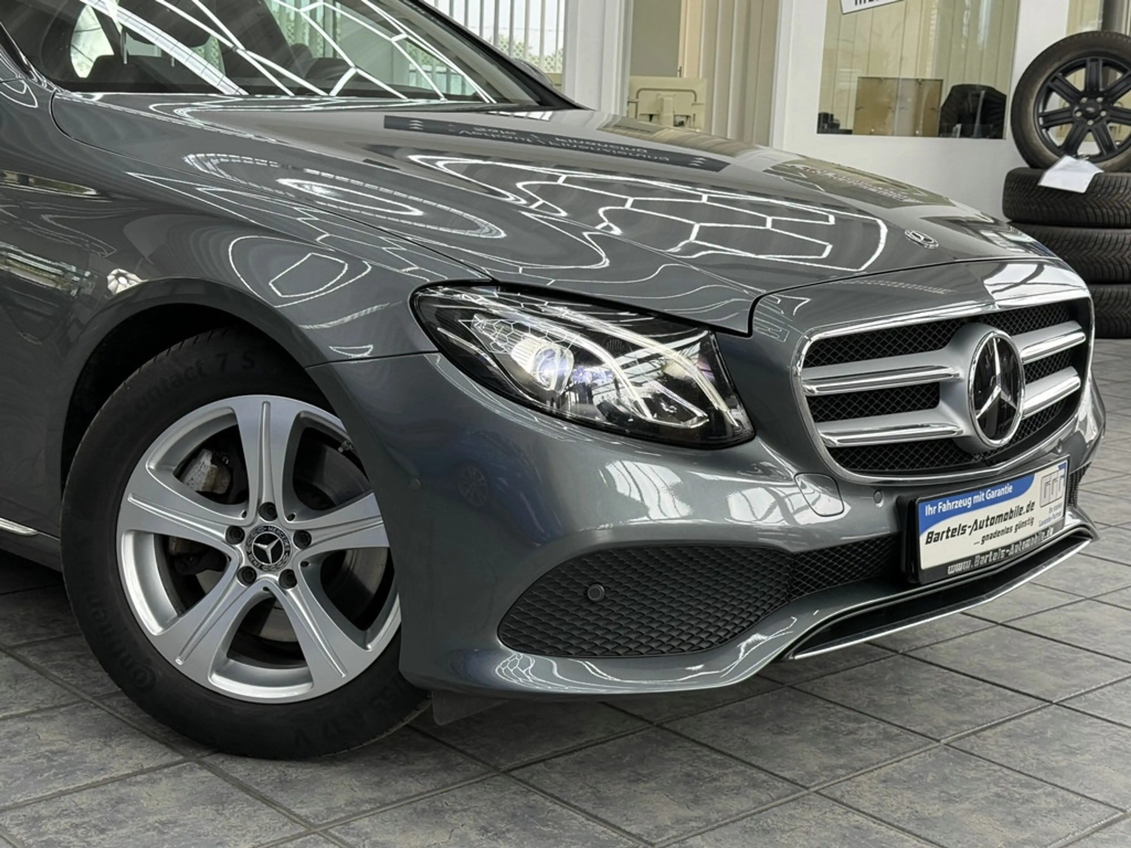 Mercedes-Benz E 250 CGI Avantgarde, LED, Leder, ACC, Kamera — photo 2