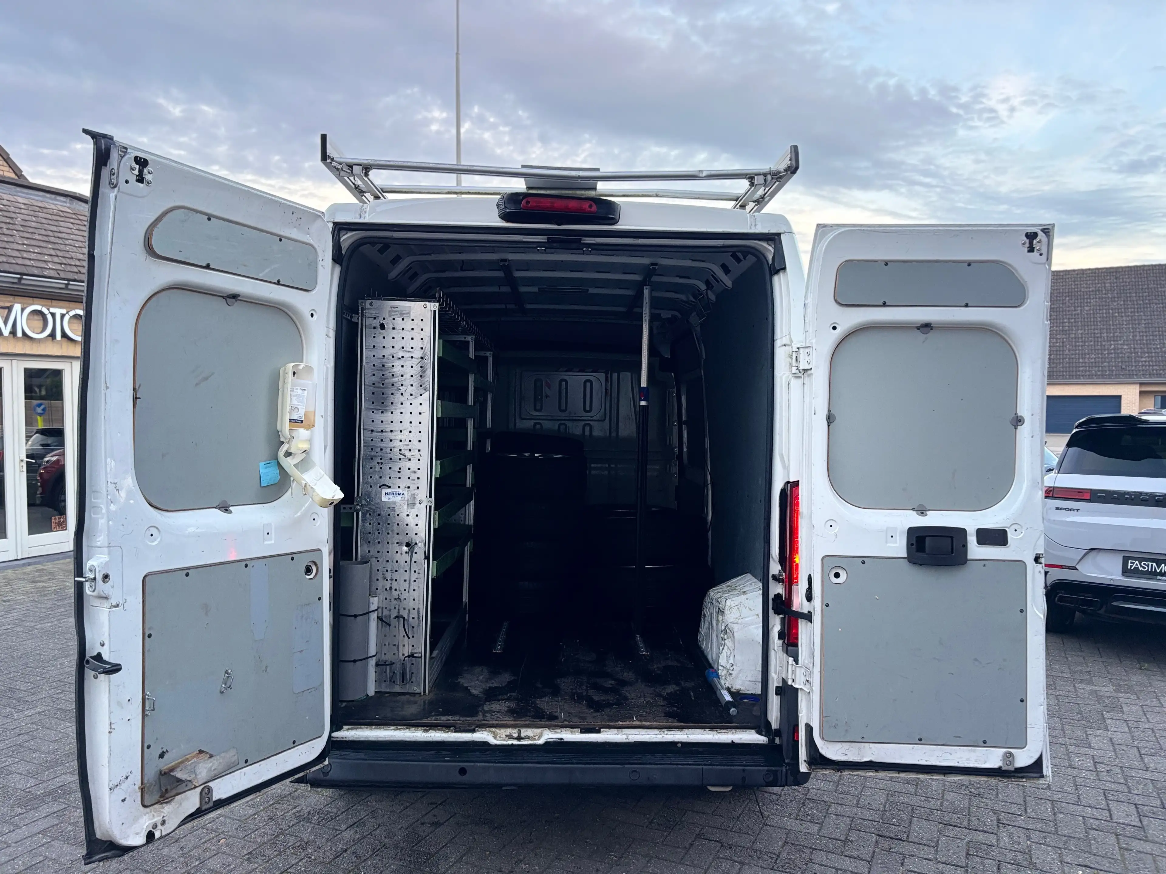 Peugeot Boxer 2.2 BlueHDi L3H2 LINE ASSIST CRUISECONTROL CAMERA VAT — photo 7
