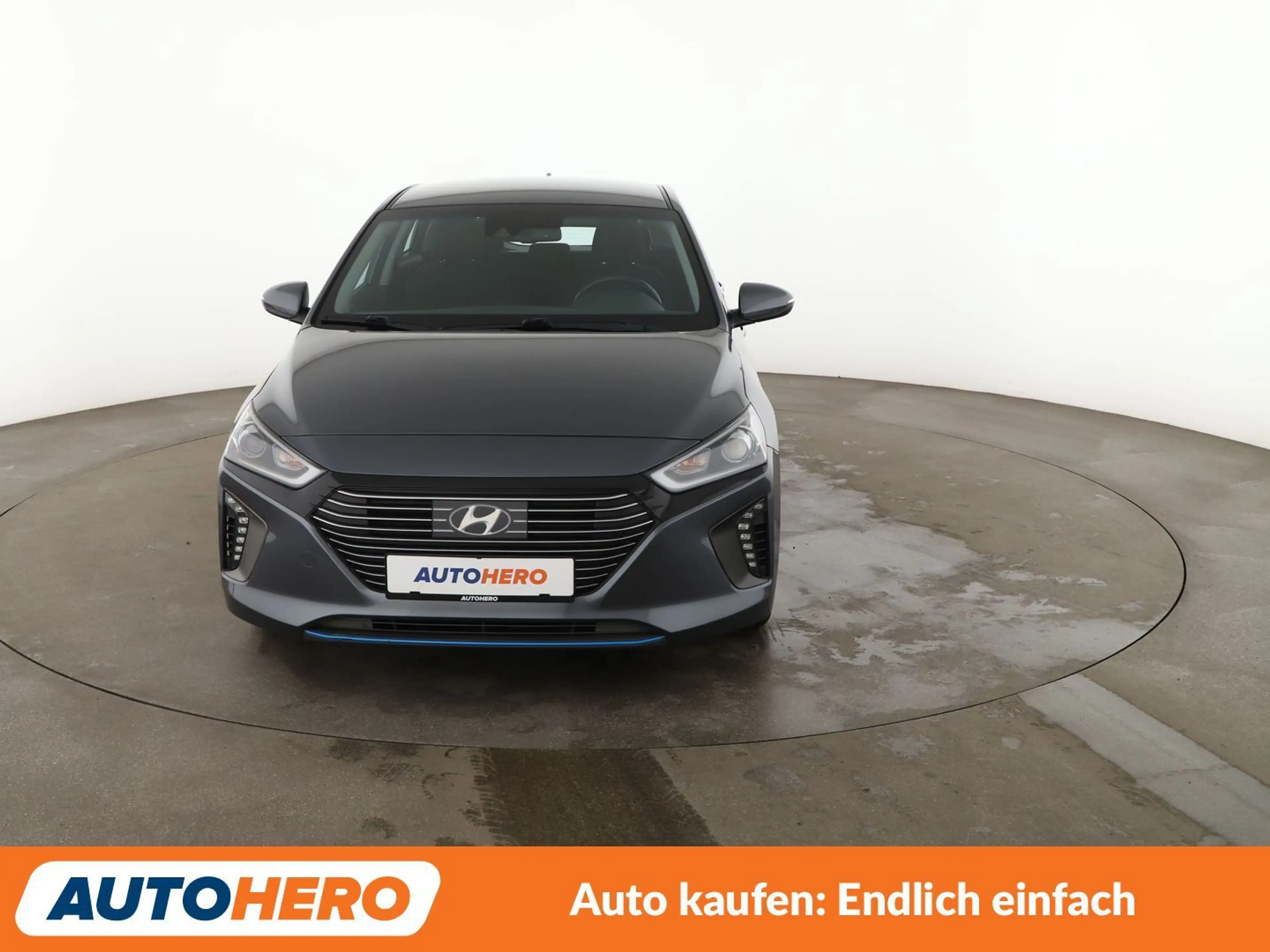 Hyundai IONIQ 1.6 Hybrid Style Aut.*NAV*XENON*ACC*CAM*PDC*SHZ* — photo 9