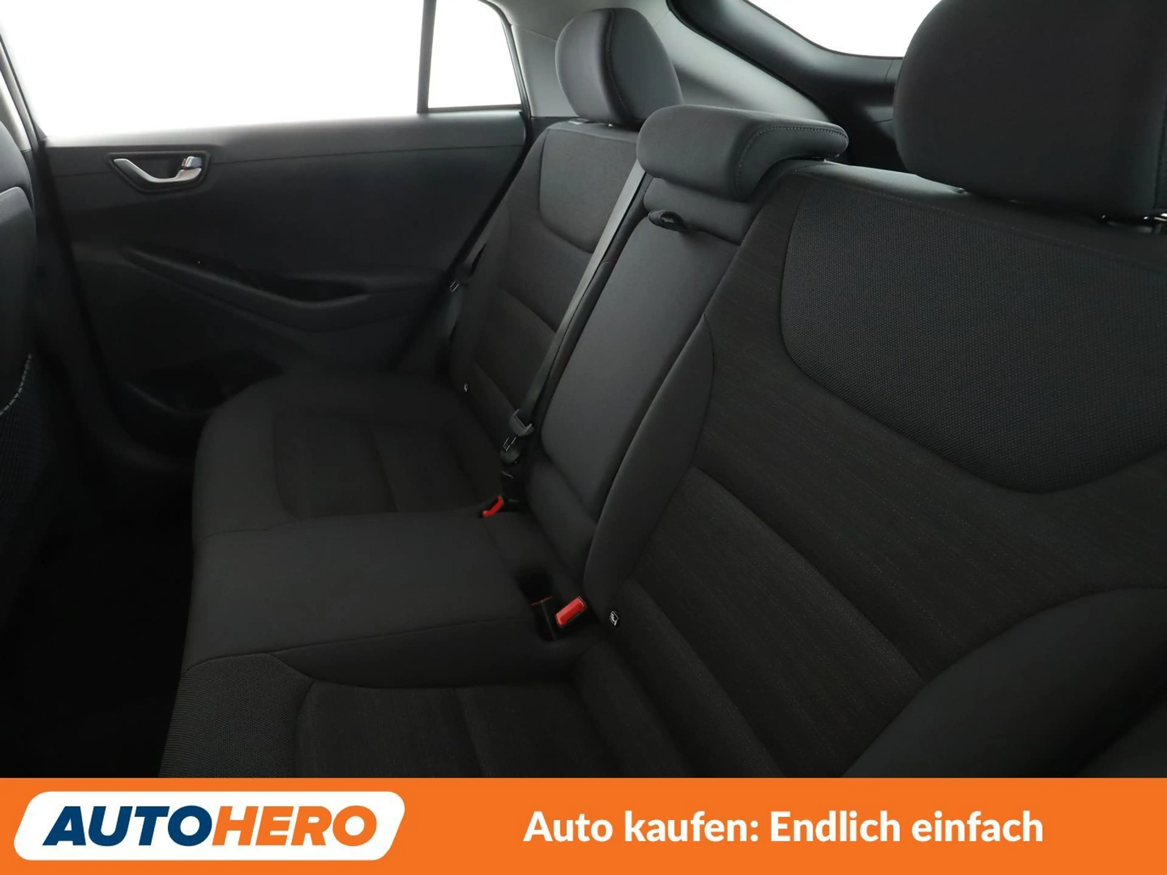 Hyundai IONIQ 1.6 Hybrid Style Aut.*NAV*XENON*ACC*CAM*PDC*SHZ* — photo 14
