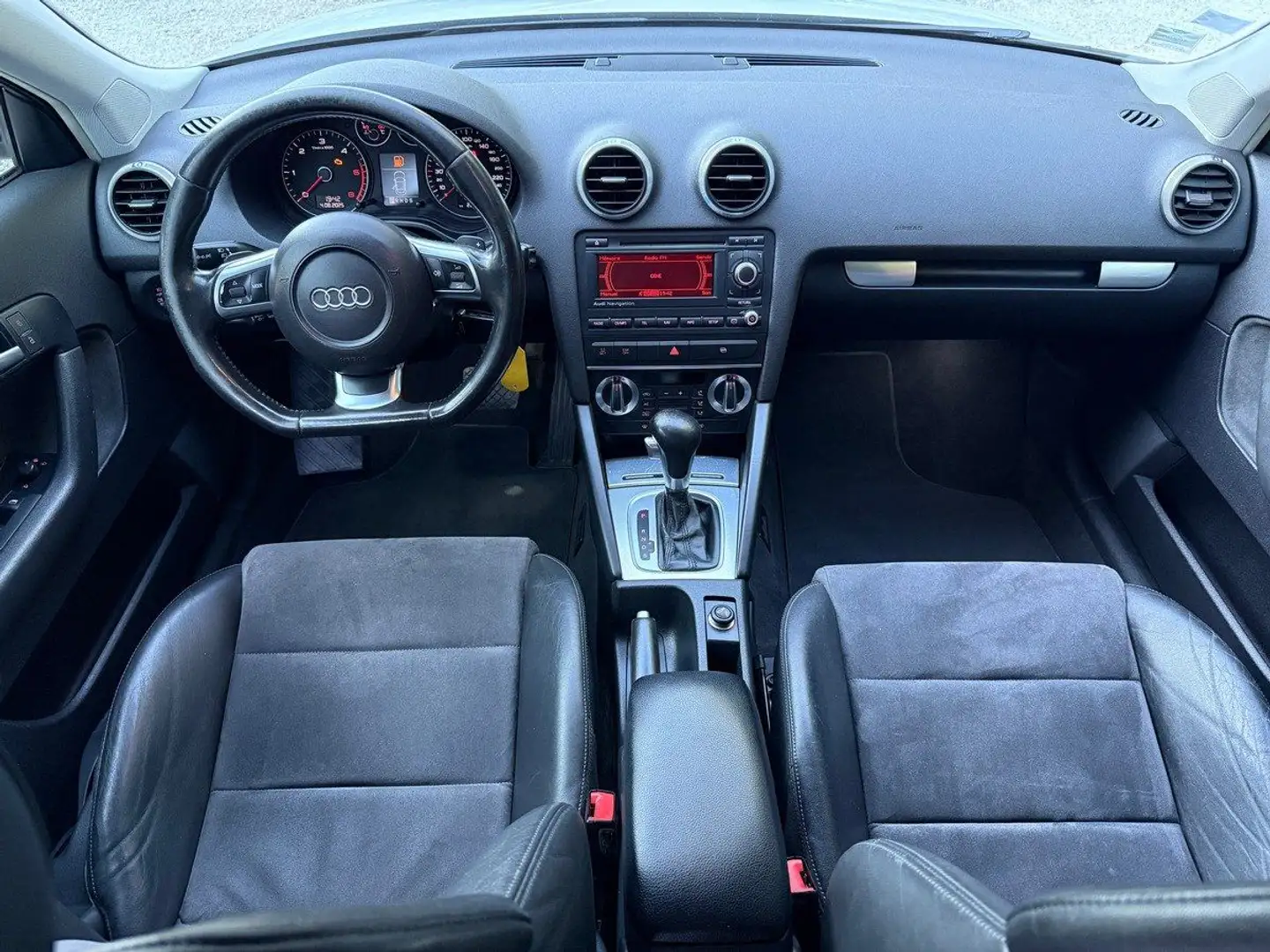 Audi A3 Sportback 2.0 TDi 140cv S-Tronic6 Ambition Luxe Blanc - 2