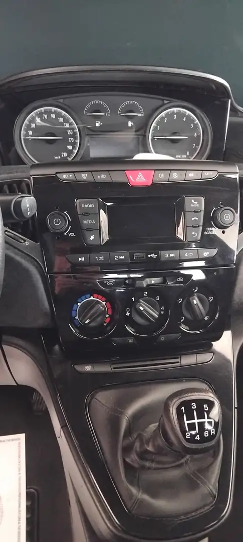 Lancia Ypsilon 1.0 Firefly Hybrid S&S Silver Gris - 2