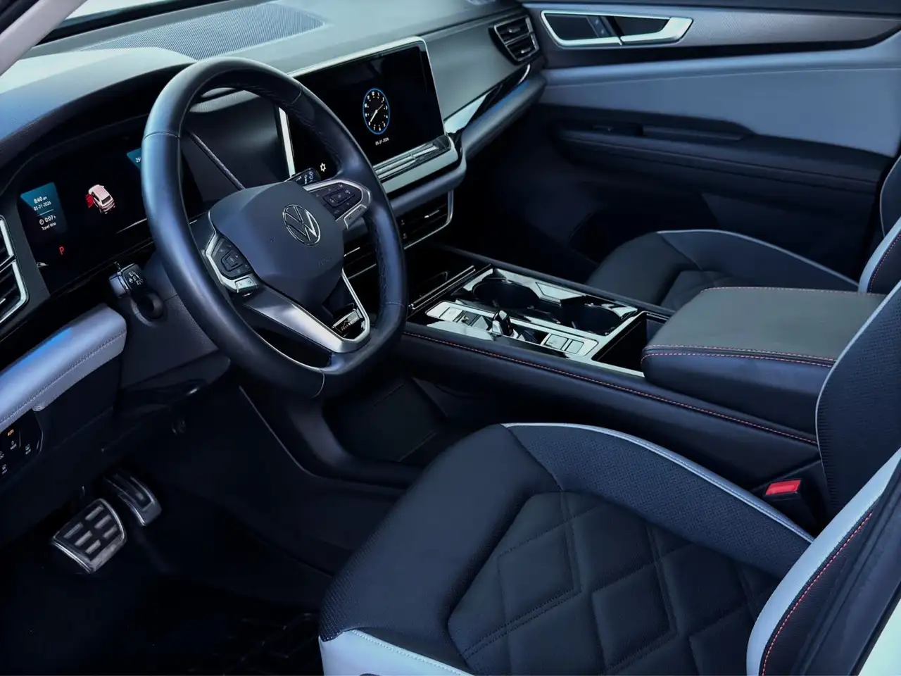 Volkswagen Atlas снимка Volkswagen Atlas