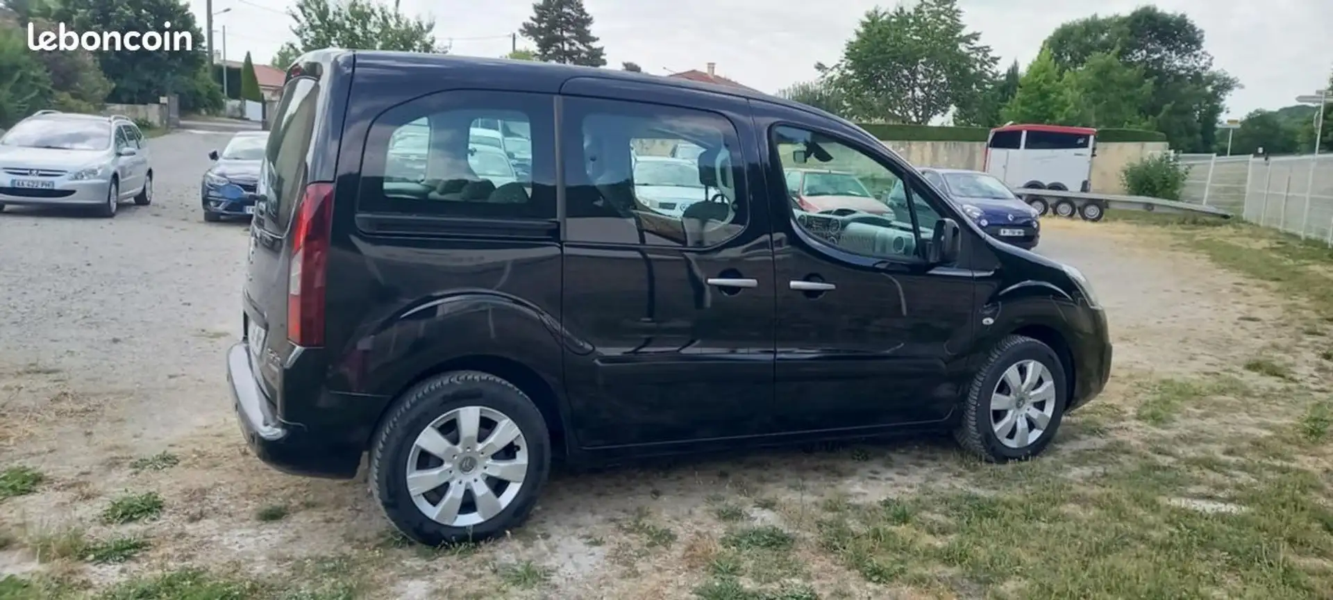 Citroen Berlingo 100 CV 1ere MAIN (belbex auto A YOLET) Zwart - 2