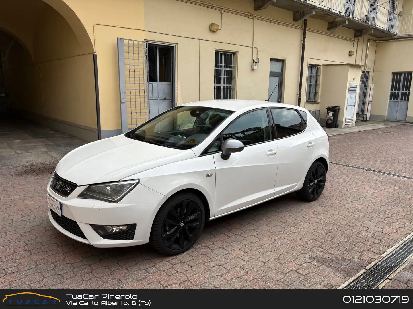SEAT Ibiza FR 1.4 TDI Start&Stop Blanc - 1