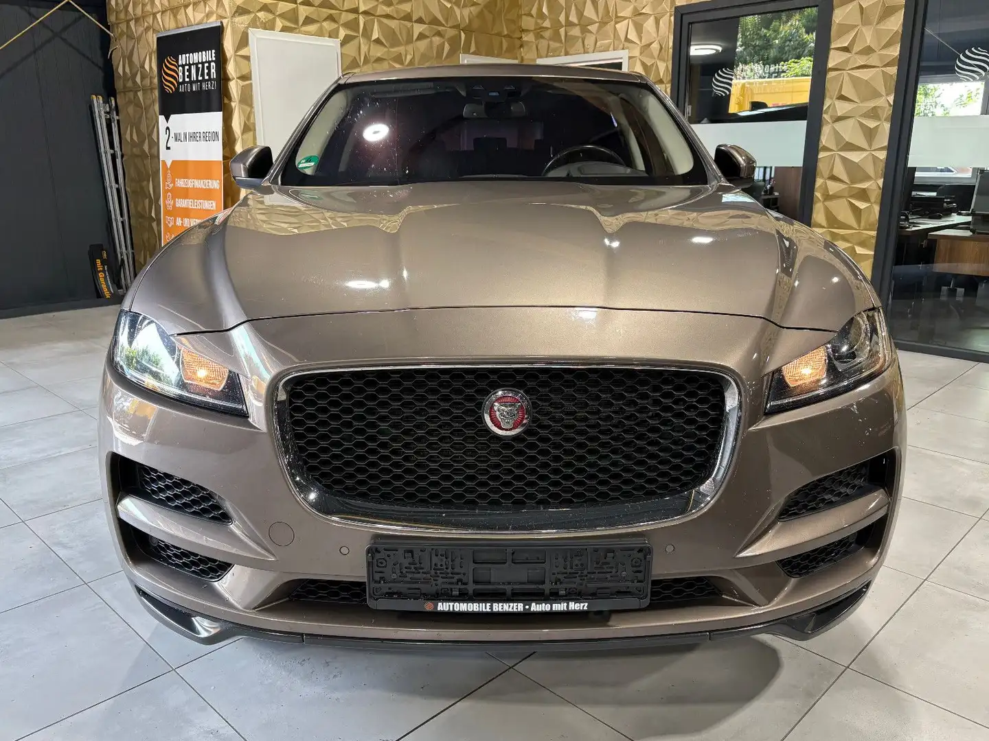 Jaguar F-Pace F-PACE Pure AWD/HEAD-UP/NAVI/PDC/SOUNDSYSTEM Braun - 2