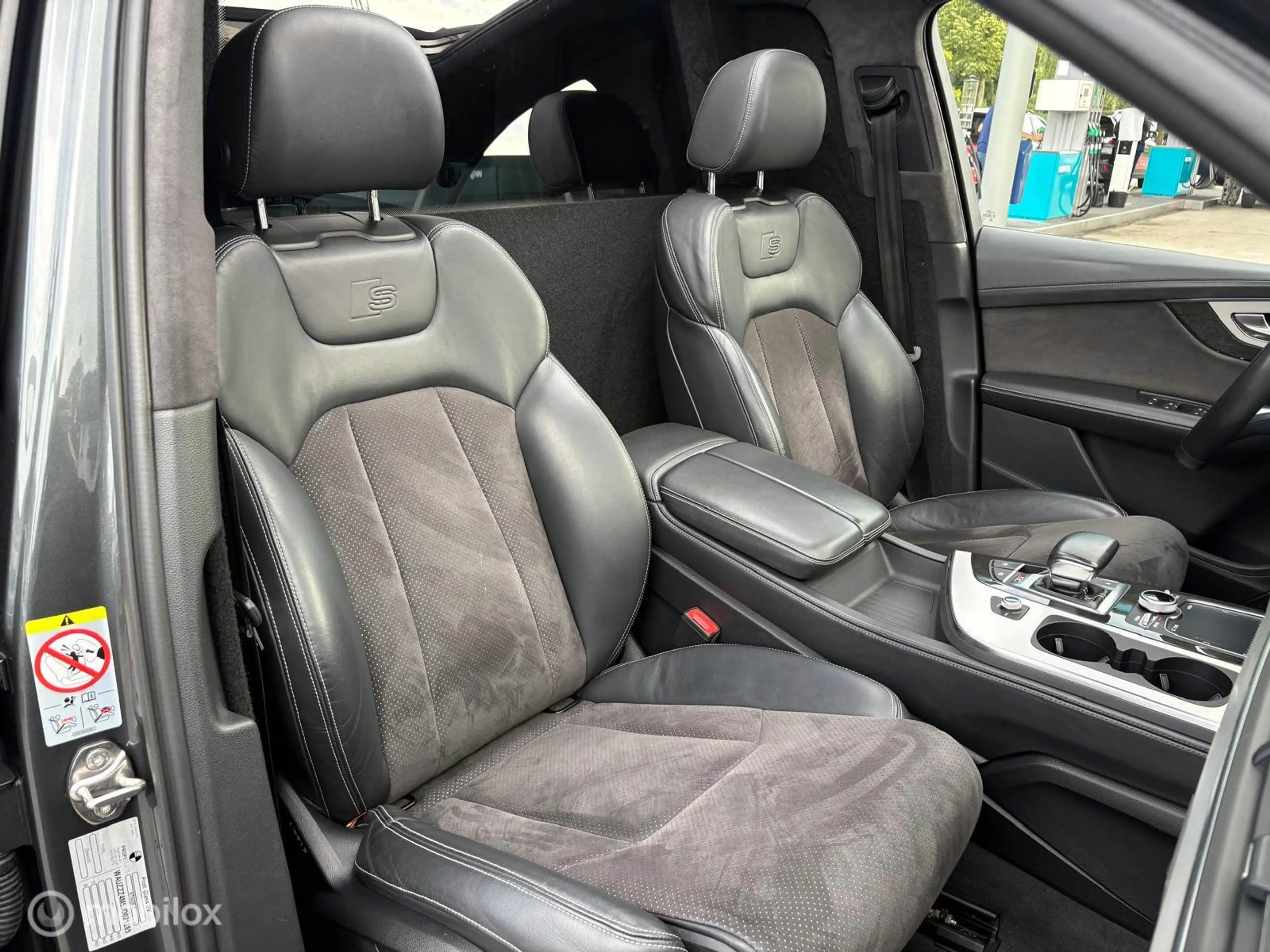Audi SQ7 4.0 TDI quattro|GRIJSKENTEKEN|BOMVOL|B&O|SOFT CLOS — photo 12