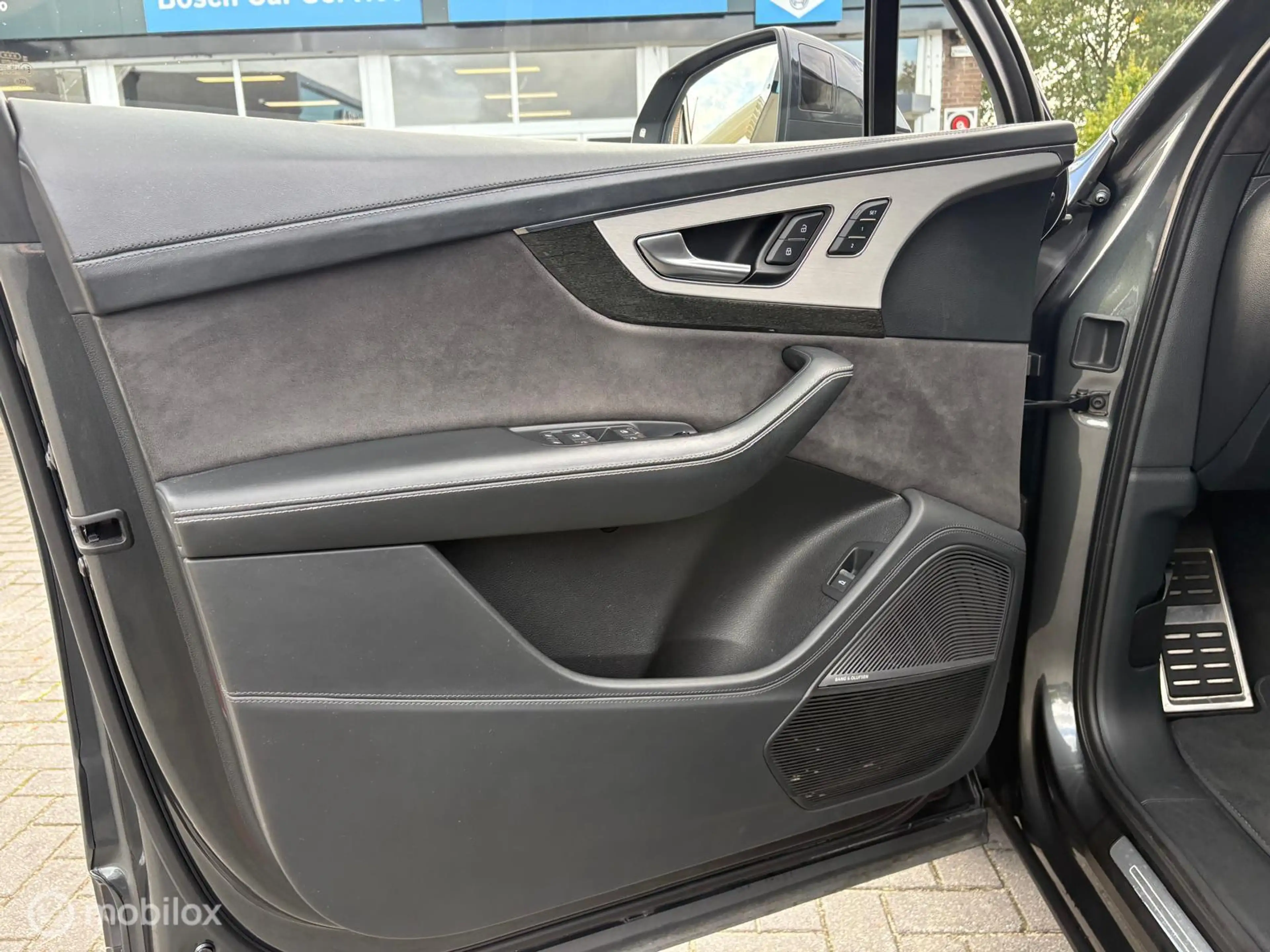 Audi SQ7 4.0 TDI quattro|GRIJSKENTEKEN|BOMVOL|B&O|SOFT CLOS — photo 13