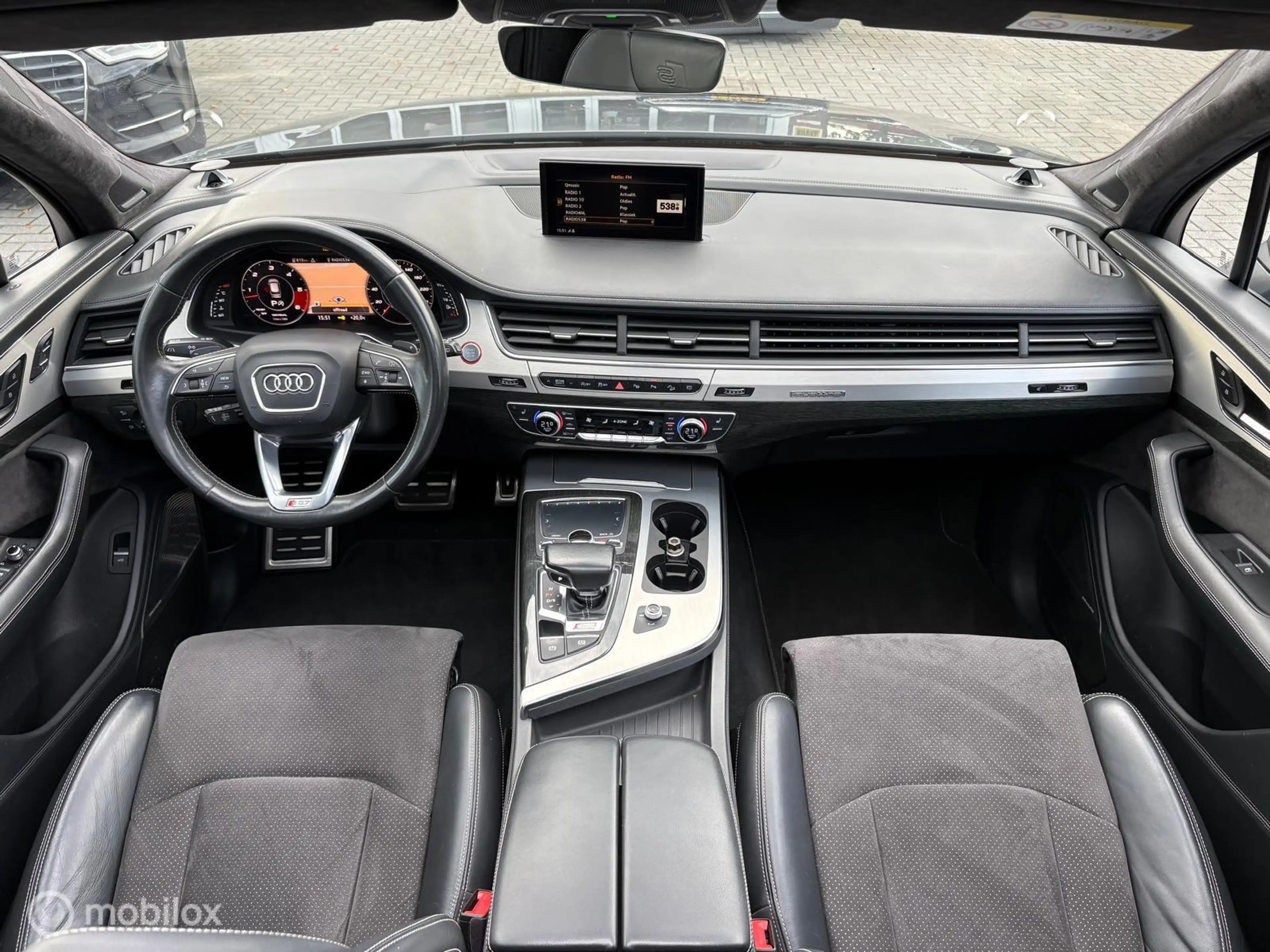 Audi SQ7 4.0 TDI quattro|GRIJSKENTEKEN|BOMVOL|B&O|SOFT CLOS — photo 10