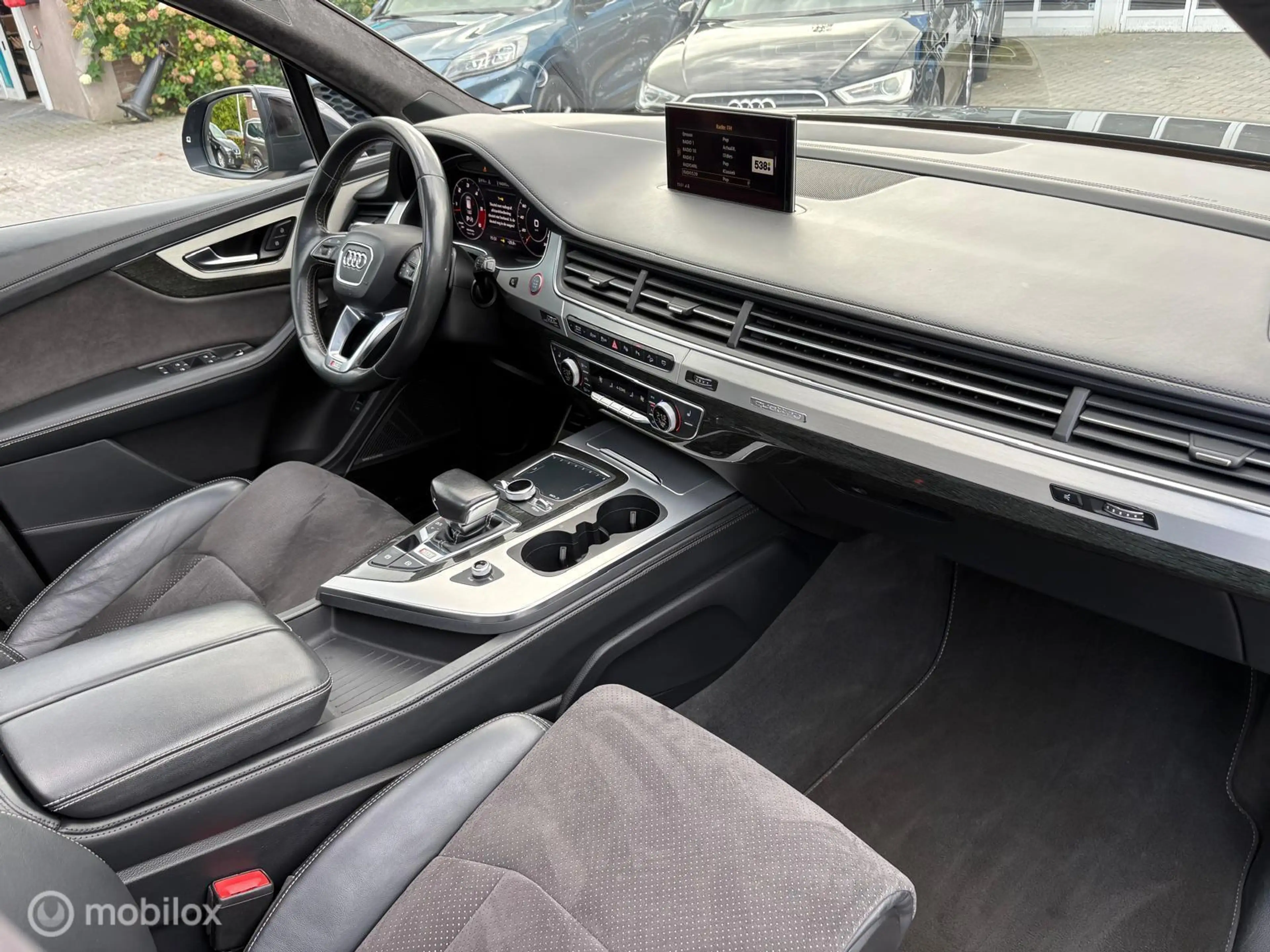 Audi SQ7 4.0 TDI quattro|GRIJSKENTEKEN|BOMVOL|B&O|SOFT CLOS — photo 11