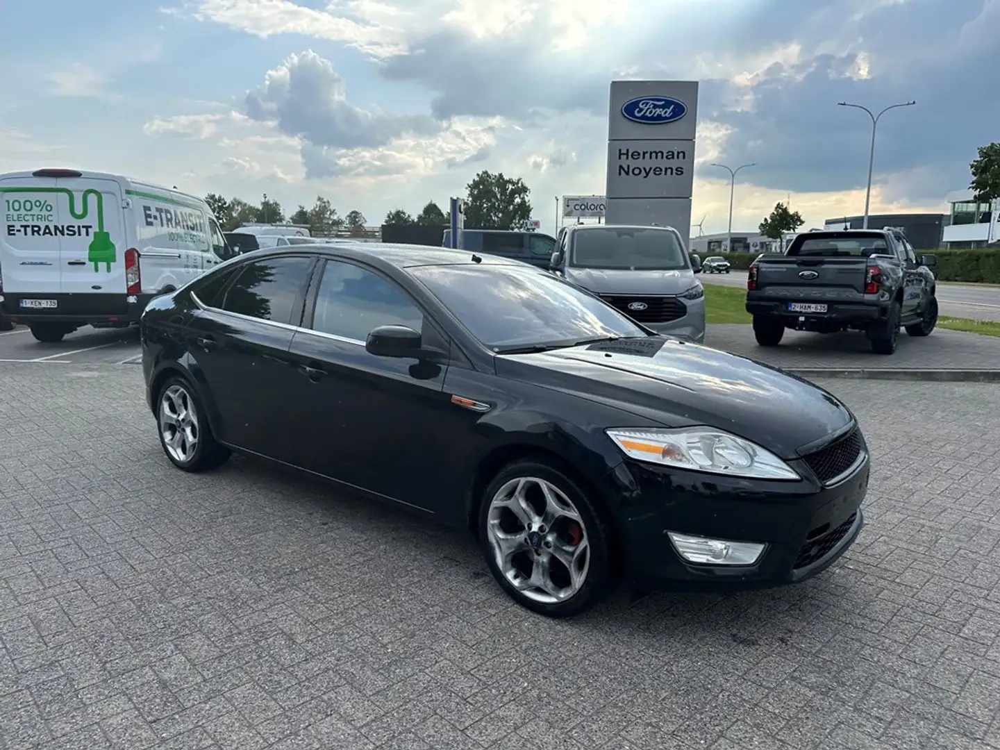 Ford Mondeo 2.0 TDCi 136pk Noir - 1