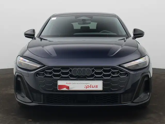 Audi A5 view 3