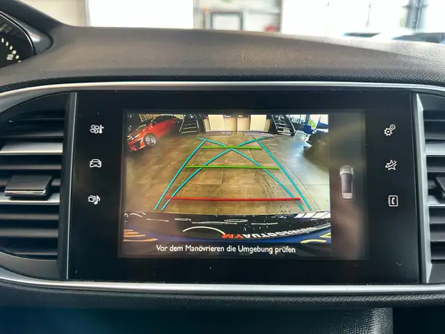 Peugeot 308 SW view 14