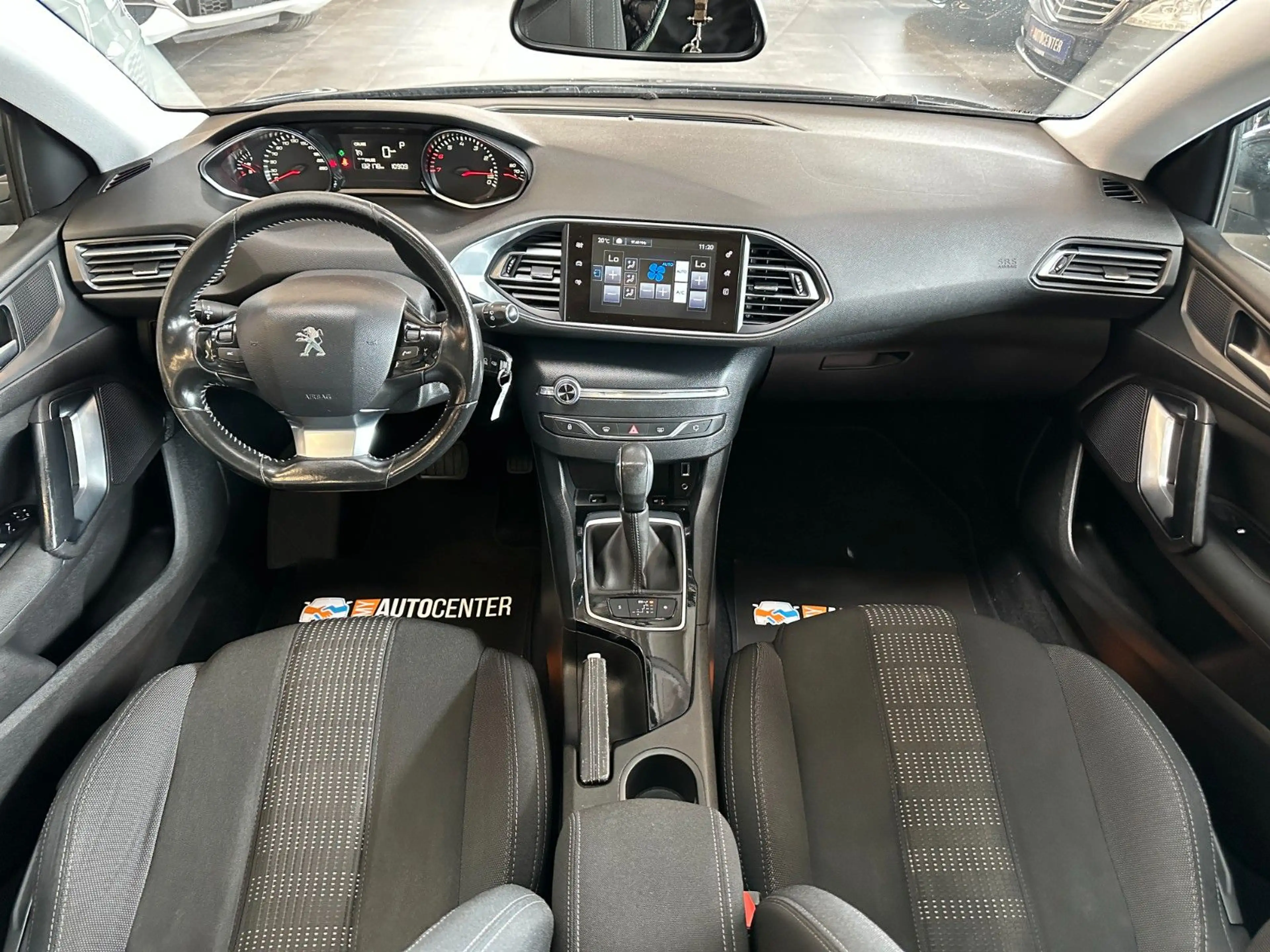Peugeot 308 SW Active *PANO*KAMERA*KLIMA*PDC* — photo 7