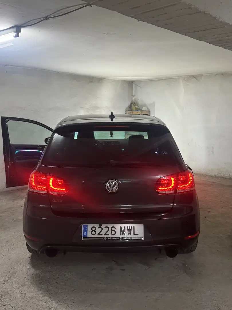 Volkswagen Golf GTD 2.0TDI CR DSG Gris - 1