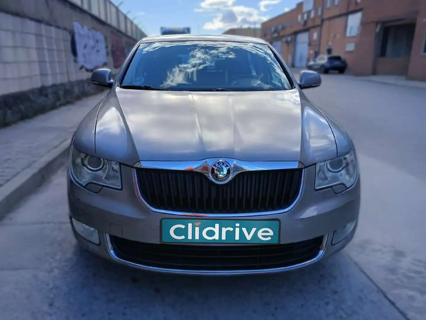 Skoda Superb 2.0TDI Elegance Gris - 1