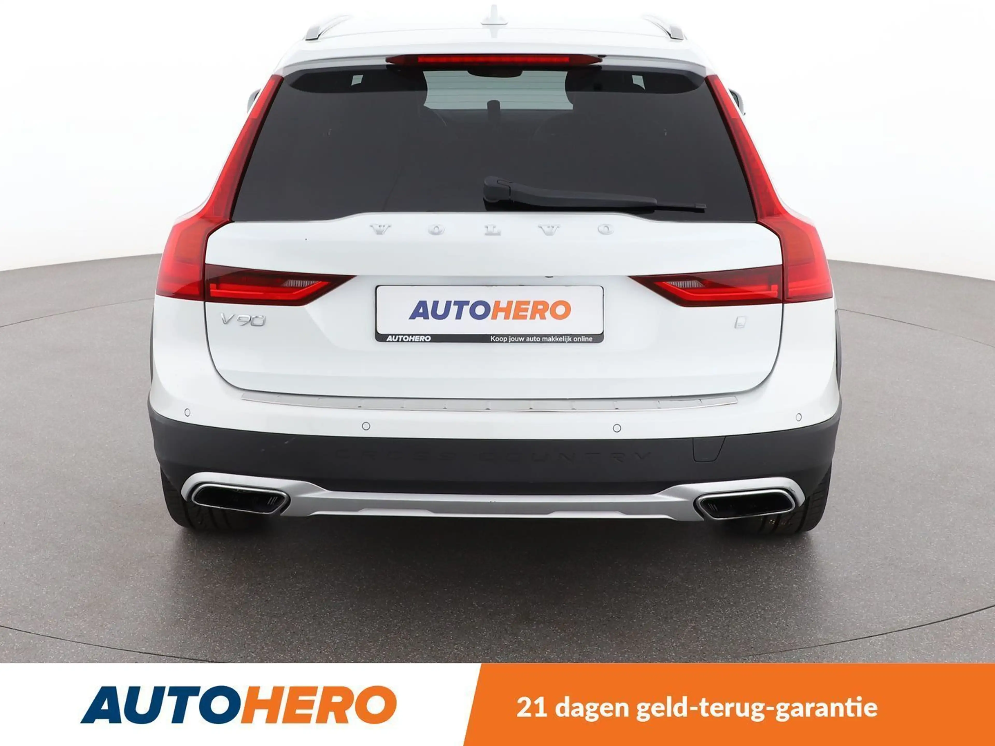 Volvo V90 Cross Country 2.0 T5 Pro AWD — photo 5
