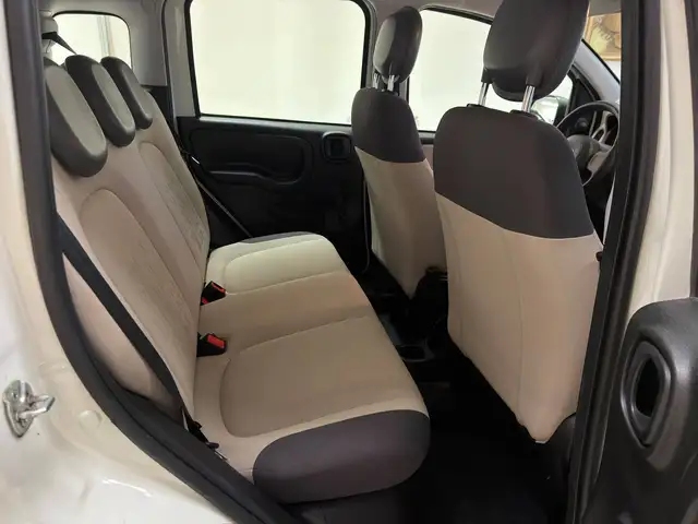 Fiat Panda view 25