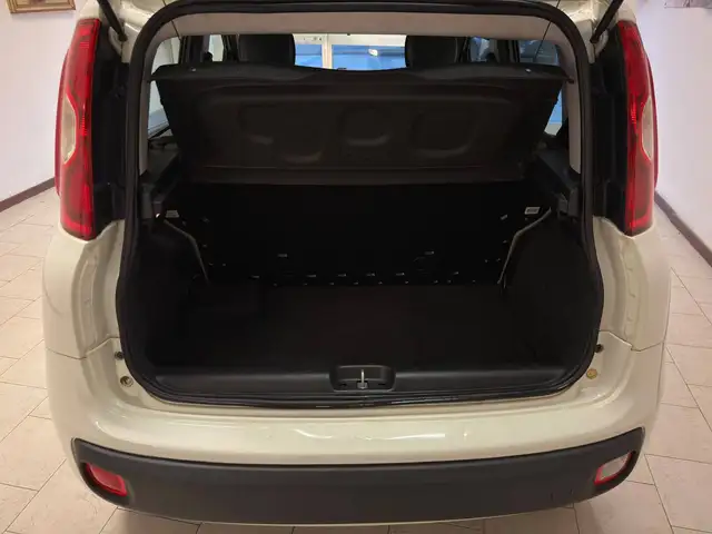 Fiat Panda view 27