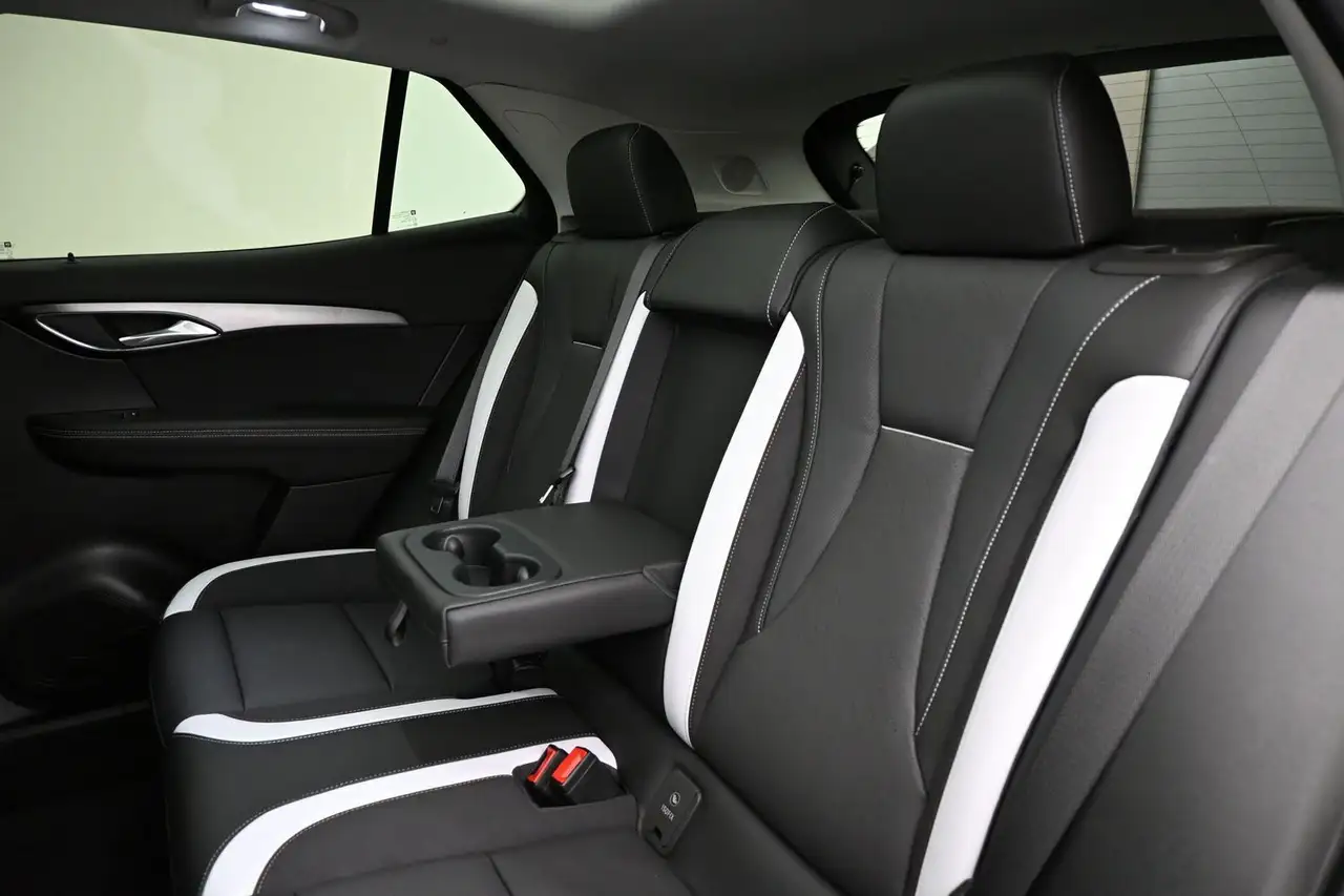 Buick Envision снимка Buick Envision