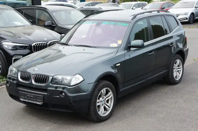BMW X3 3.0d *AHK*PANO*XENON*BMW-SCHECKHEFT*