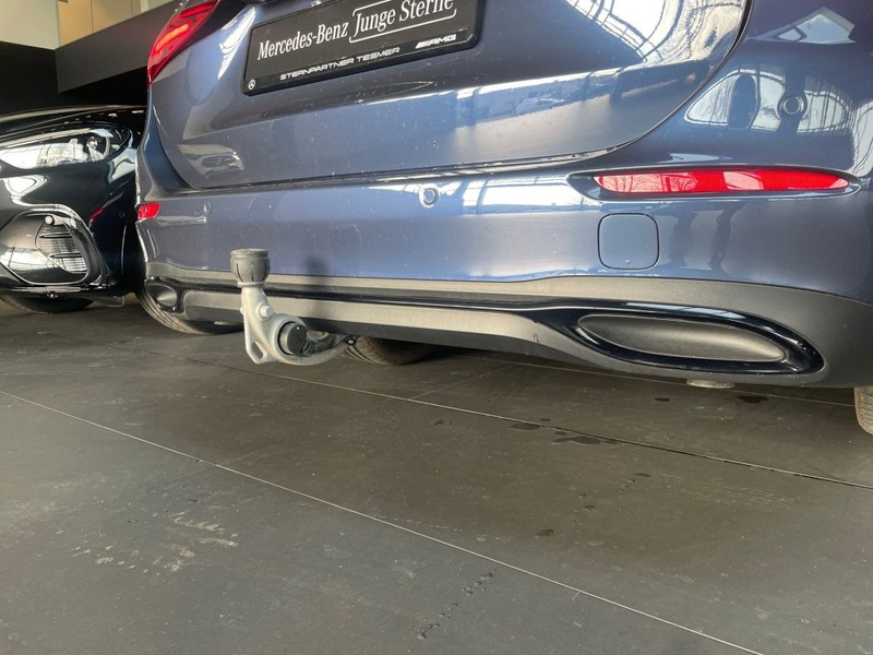 Mercedes-Benz C 300 4M T AVANTGARDE+PANO+AHK+VOLLLEDER+360° — photo 11