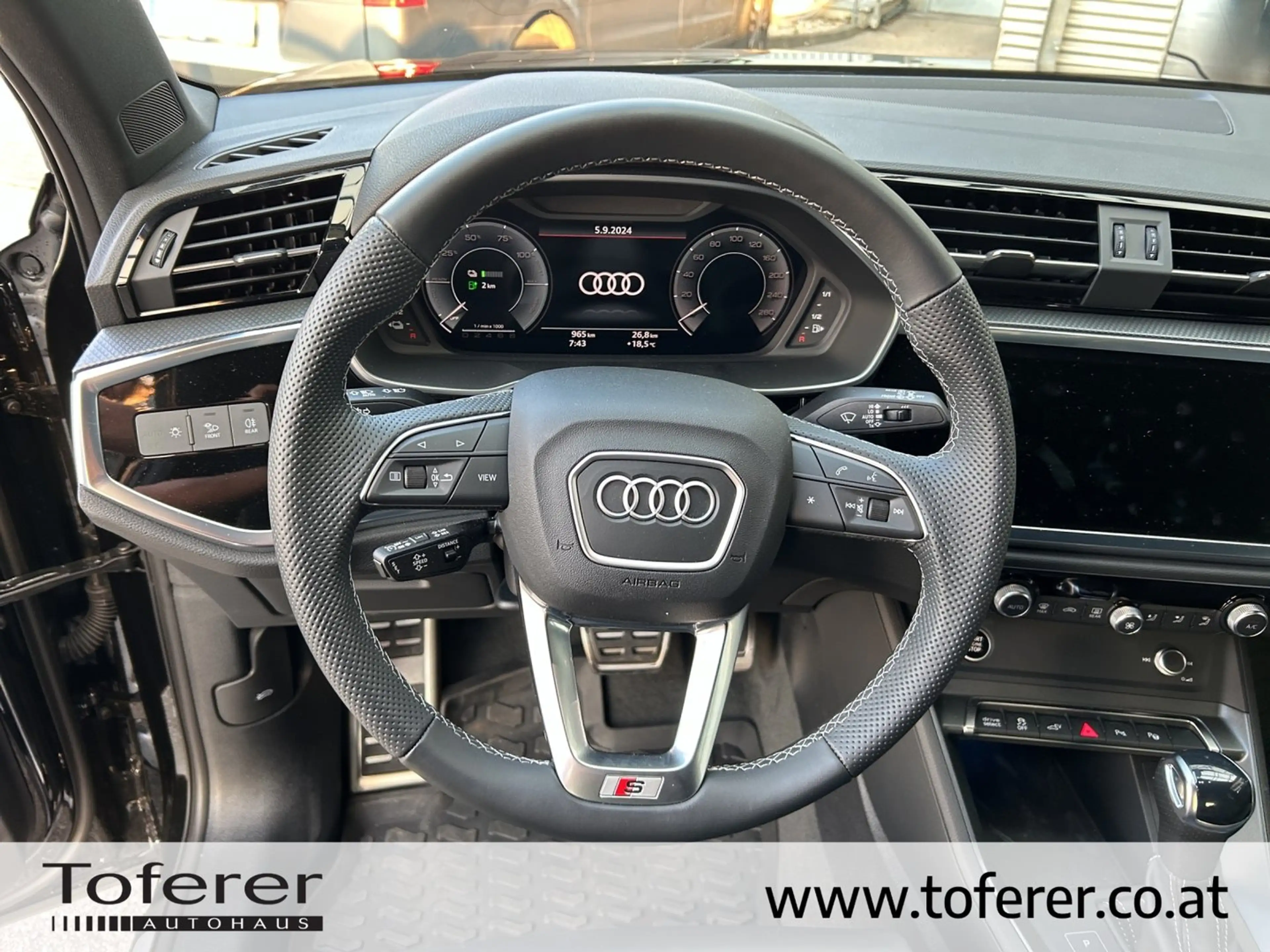 Audi Q3 e-tron 45 TFSI e S line exterieur — photo 15