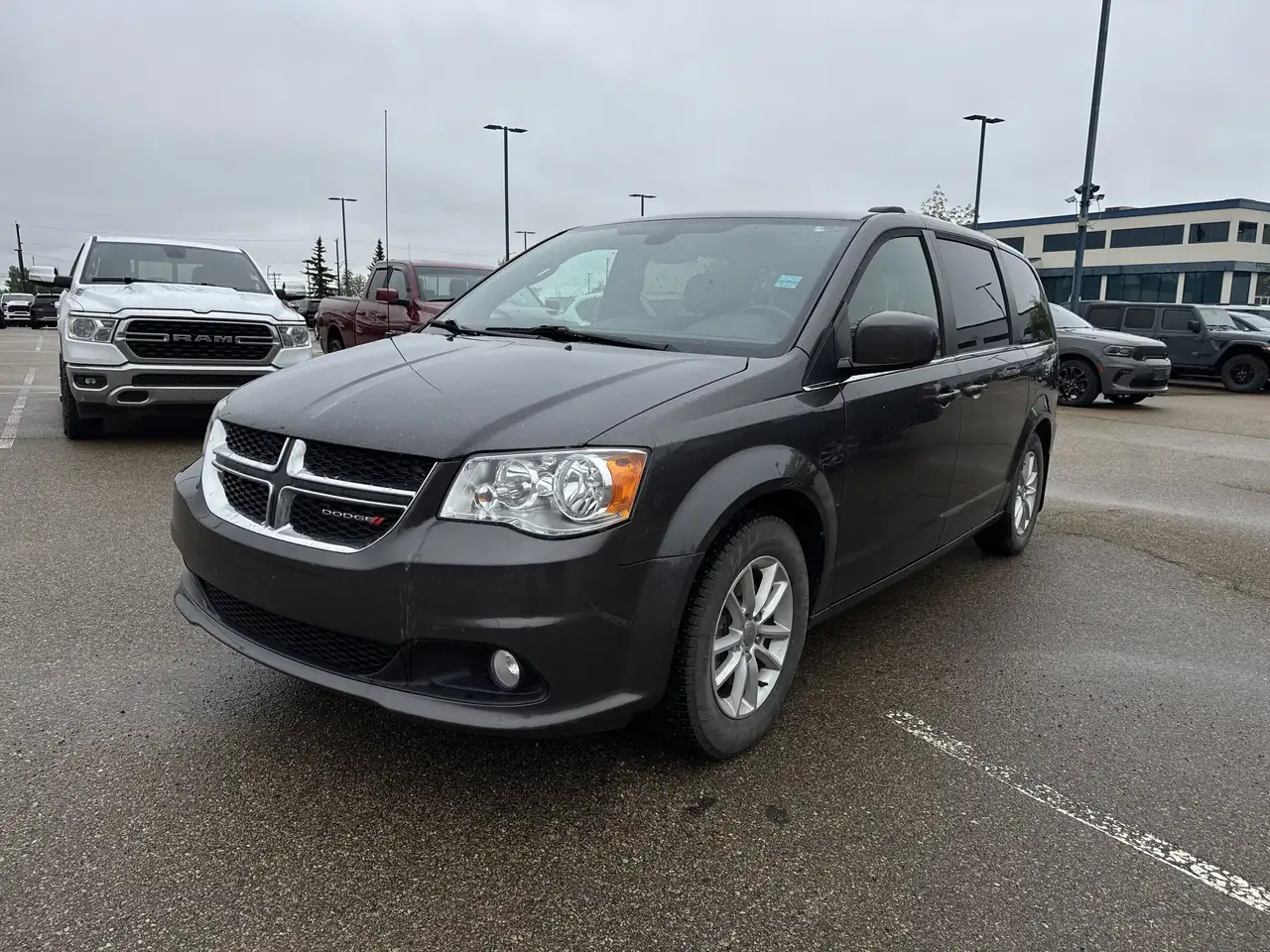 Dodge Grand Caravan снимка Dodge Grand Caravan